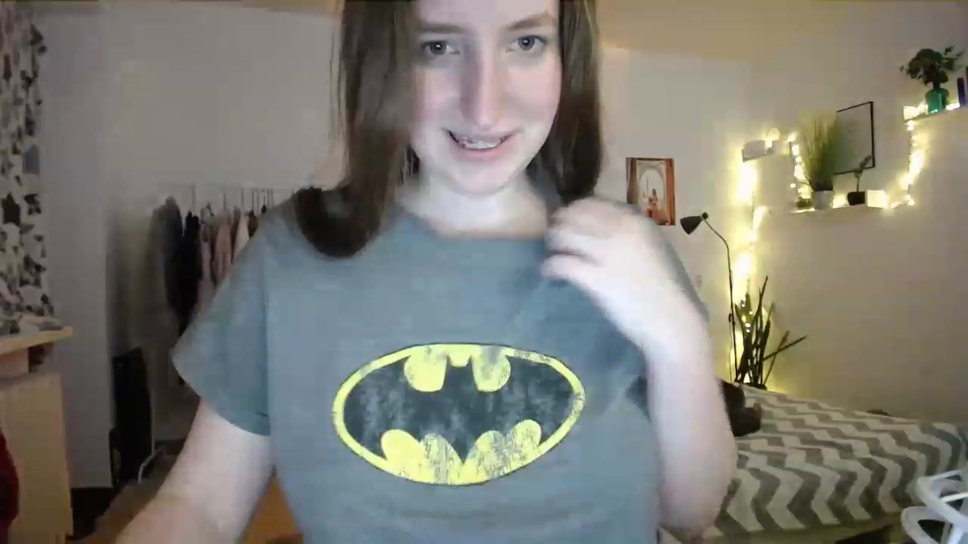 Gallery image thumbnail from BubbleQueeen's myfreecams stream on, 06/15/2023, 24:12 image 17 of 20