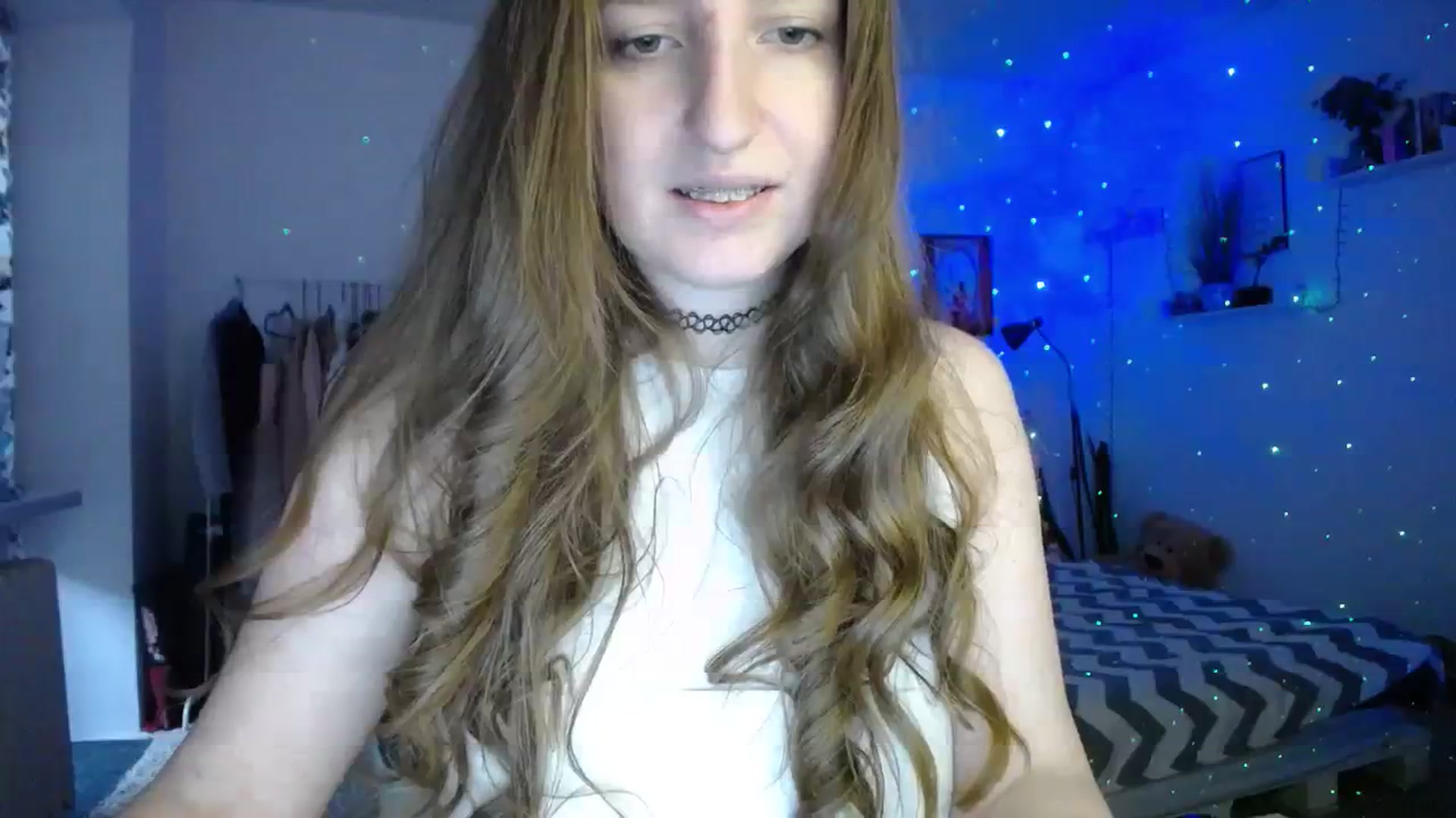 Gallery image thumbnail from BubbleQueeen's myfreecams stream on, 11/26/2023, 12:44 image 4 of 20