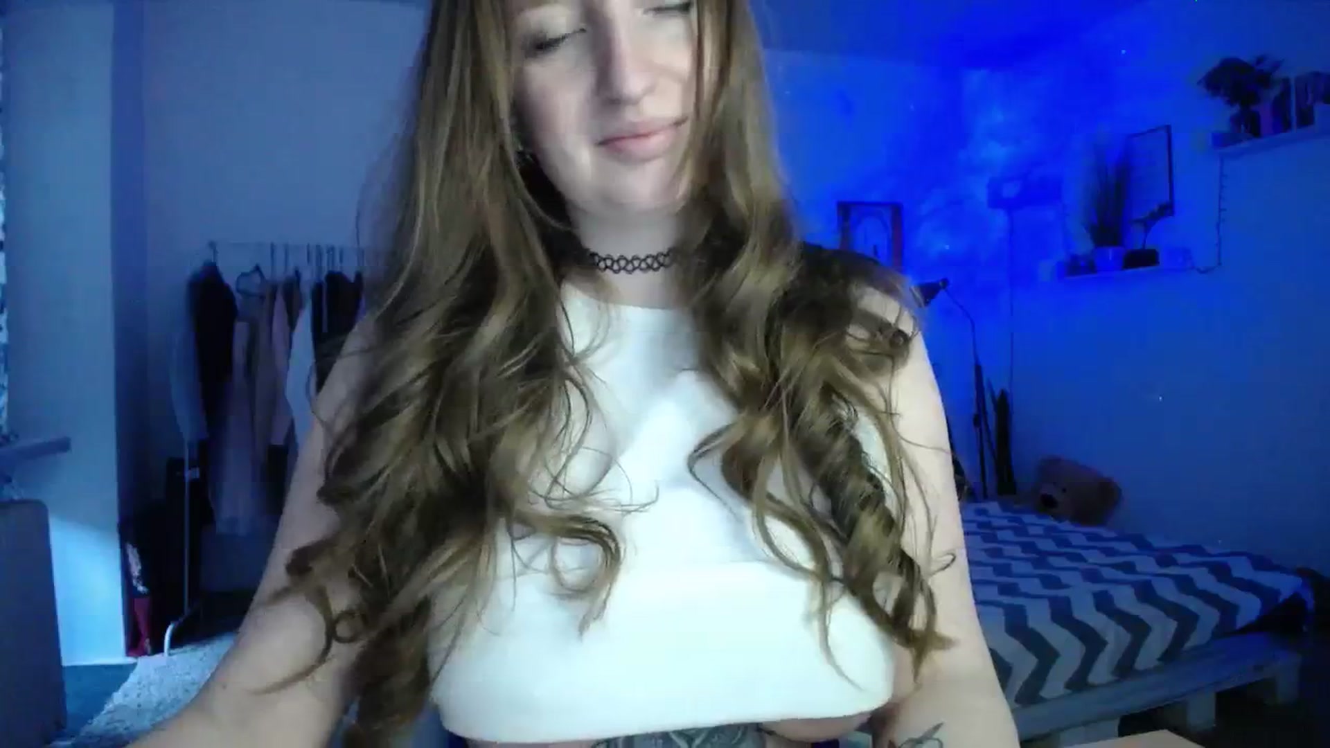 Gallery image thumbnail from BubbleQueeen's myfreecams stream on, 11/26/2023, 12:44 image 13 of 20
