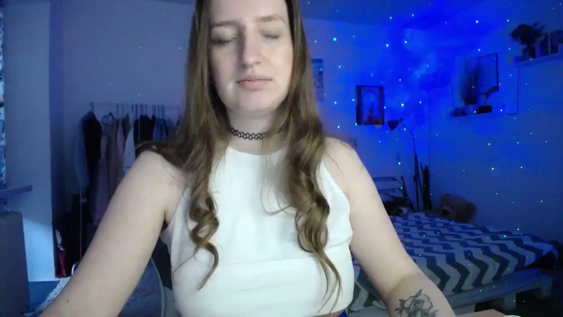 Gallery image thumbnail from BubbleQueeen's myfreecams stream on, 11/26/2023, 12:44 image 10 of 20