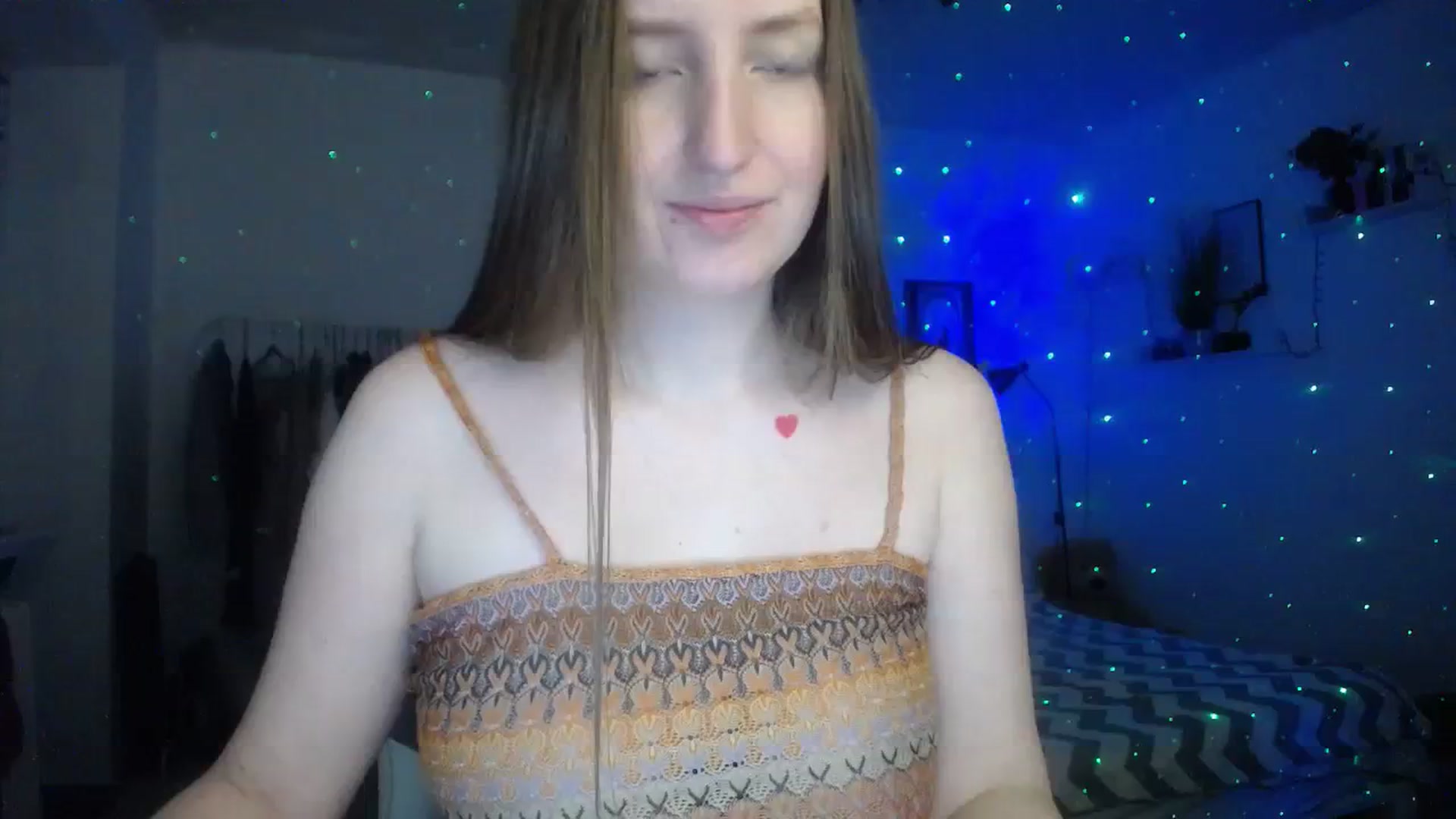 Gallery image thumbnail from BubbleQueeen's myfreecams stream on, 01/08/2024, 15:00 image 7 of 20