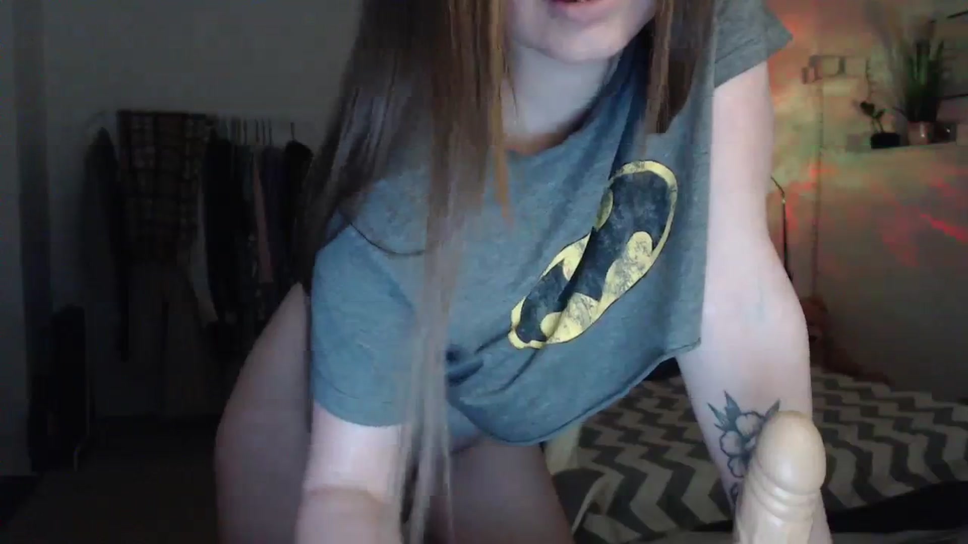 Gallery image thumbnail from BubbleQueeen's myfreecams stream on, 02/12/2024, 01:09 image 2 of 20
