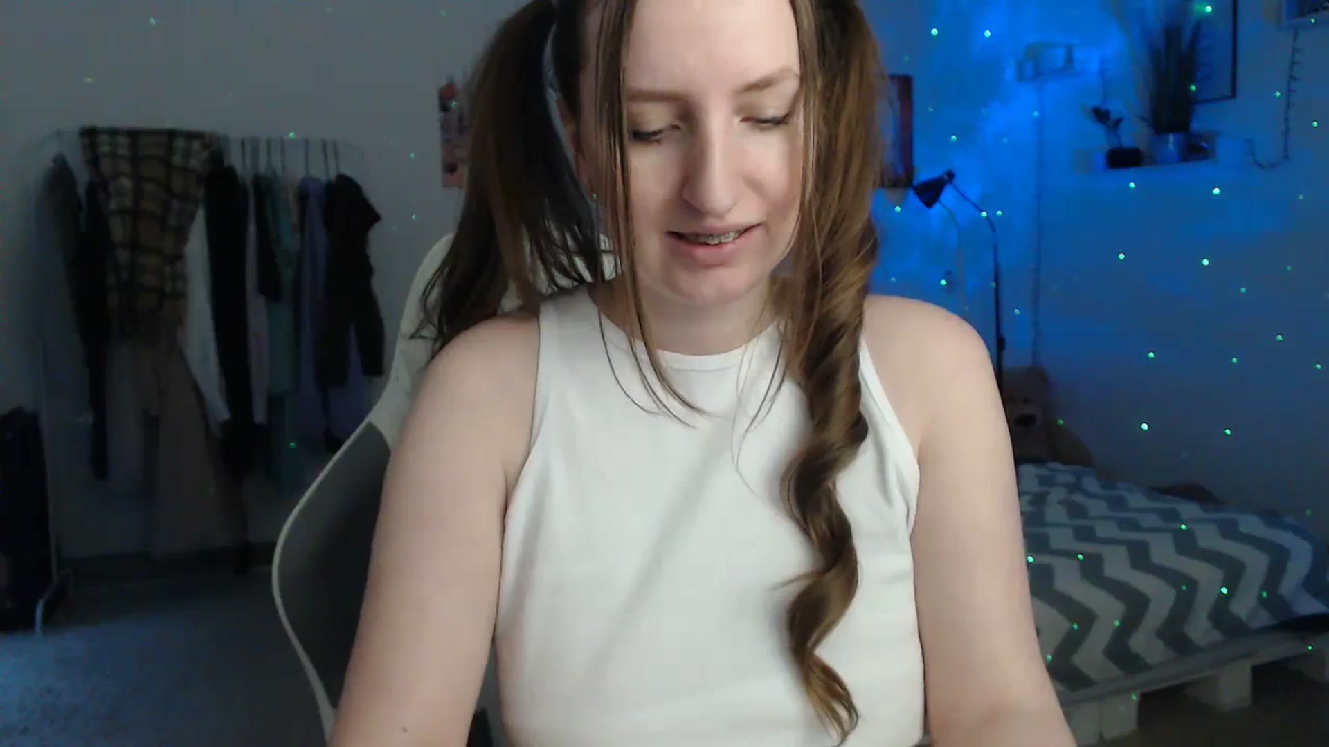 Gallery image thumbnail from BubbleQueeen's myfreecams stream on, 02/18/2024, 14:43 image 20 of 20