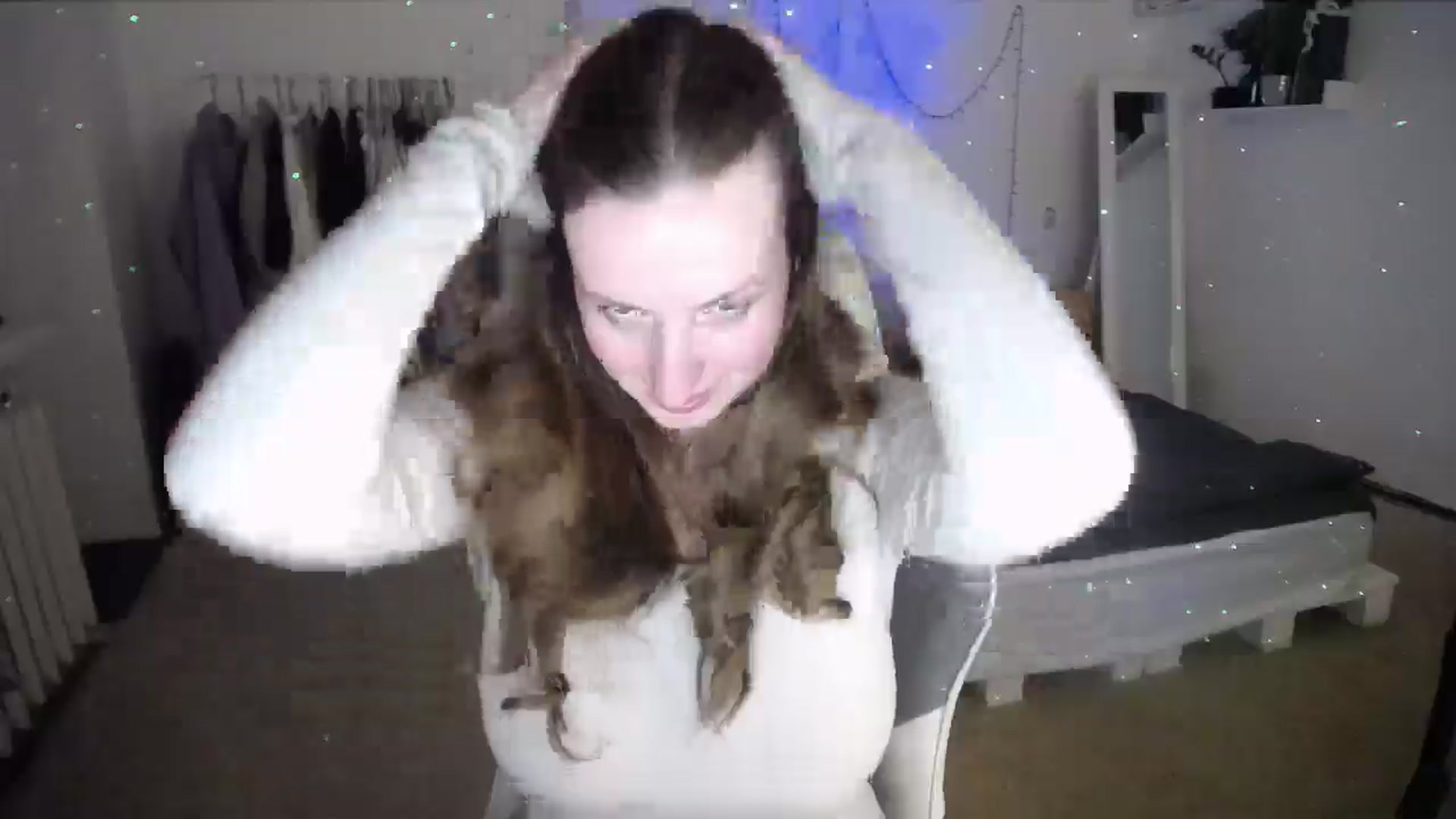Gallery image thumbnail from BubbleQueeen's myfreecams stream on, 05/26/2025, 24:48 image 17 of 20