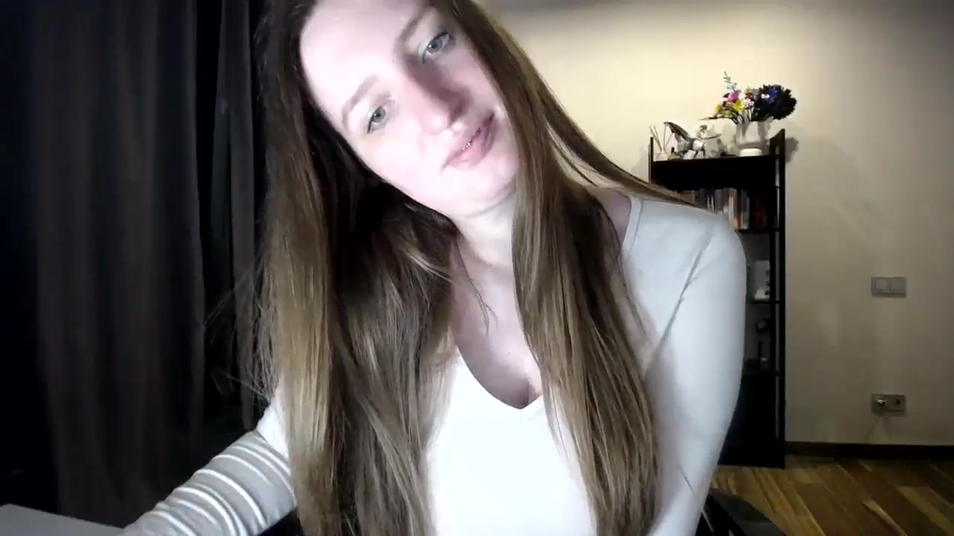 Gallery image thumbnail from BubbleQueeen's myfreecams stream on, 06/15/2025, 19:34 image 13 of 20