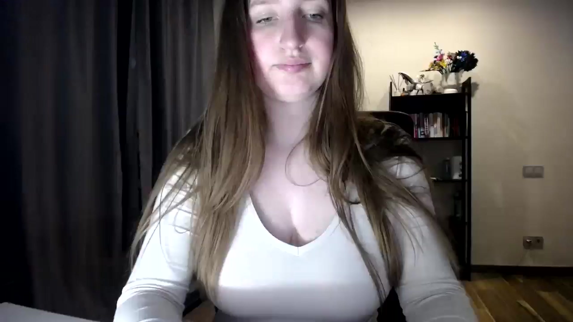Gallery image thumbnail from BubbleQueeen's myfreecams stream on, 06/15/2025, 19:34 image 6 of 20