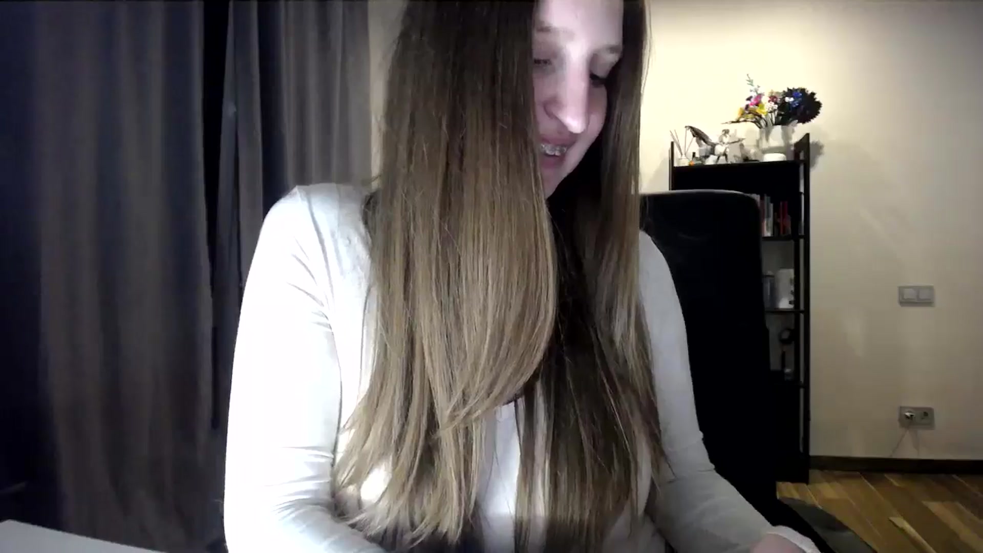 Gallery image thumbnail from BubbleQueeen's myfreecams stream on, 06/15/2025, 19:34 image 14 of 20