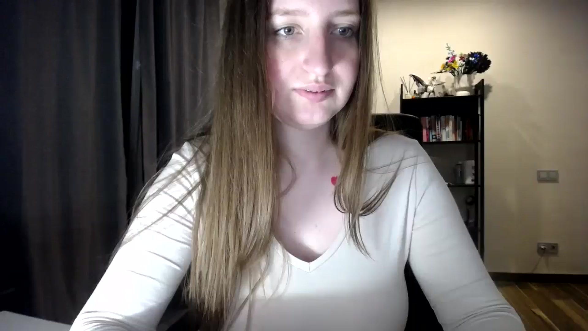 Gallery image thumbnail from BubbleQueeen's myfreecams stream on, 06/15/2025, 20:02 image 13 of 20