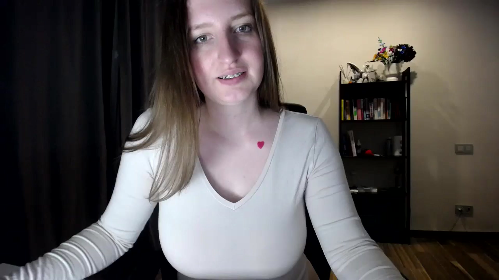 Gallery image thumbnail from BubbleQueeen's myfreecams stream on, 06/15/2025, 20:02 image 2 of 20