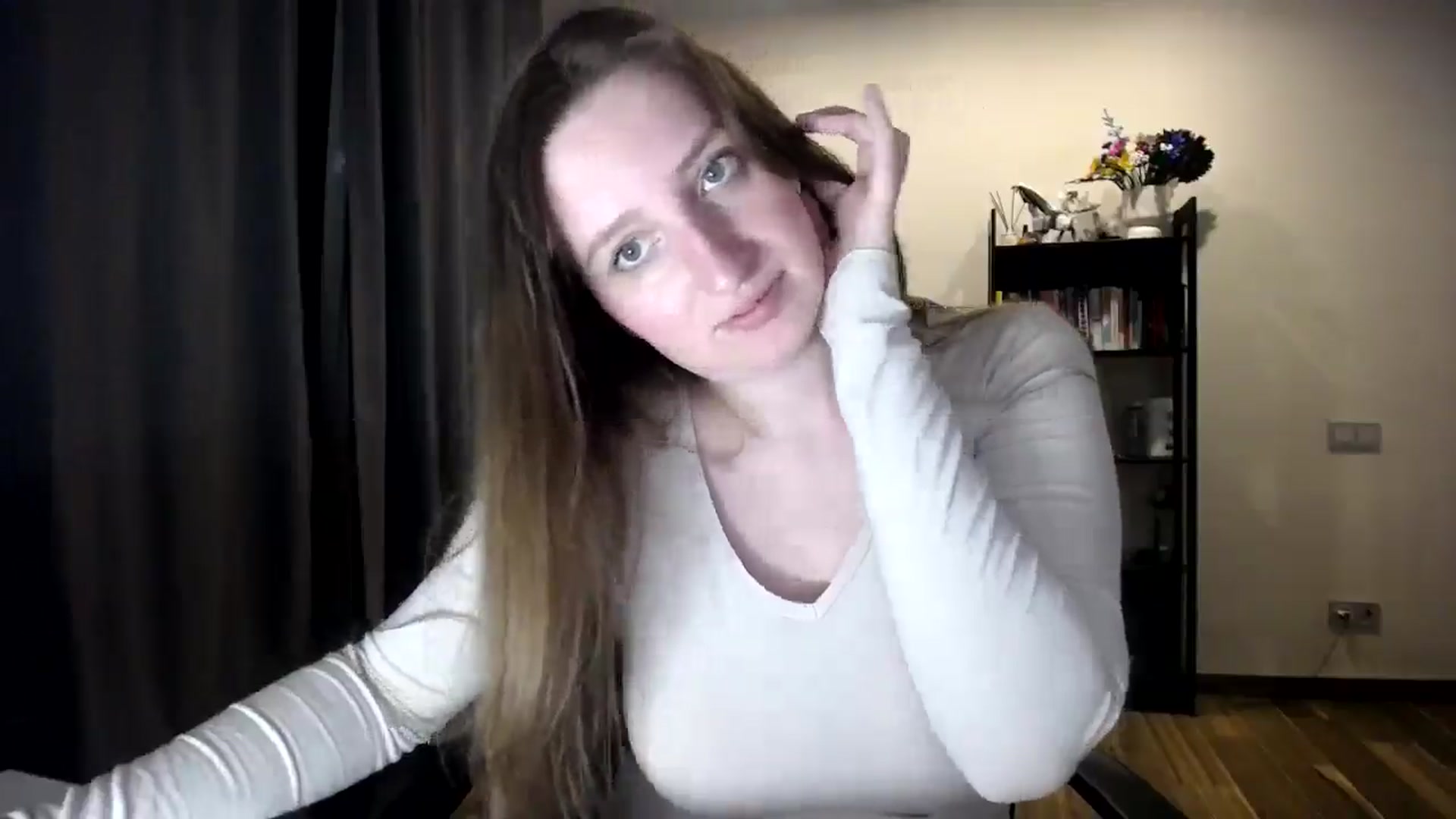 Gallery image thumbnail from BubbleQueeen's myfreecams stream on, 06/15/2025, 20:02 image 6 of 20
