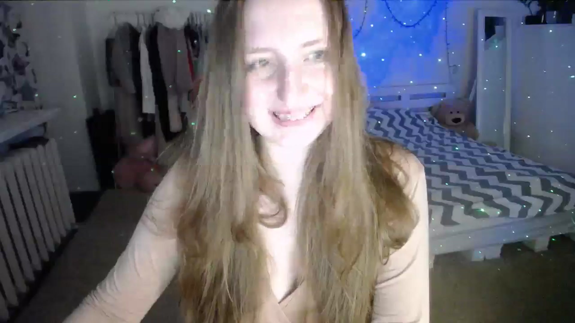 Gallery image thumbnail from BubbleQueeen's myfreecams stream on, 06/30/2025, 24:41 image 13 of 20