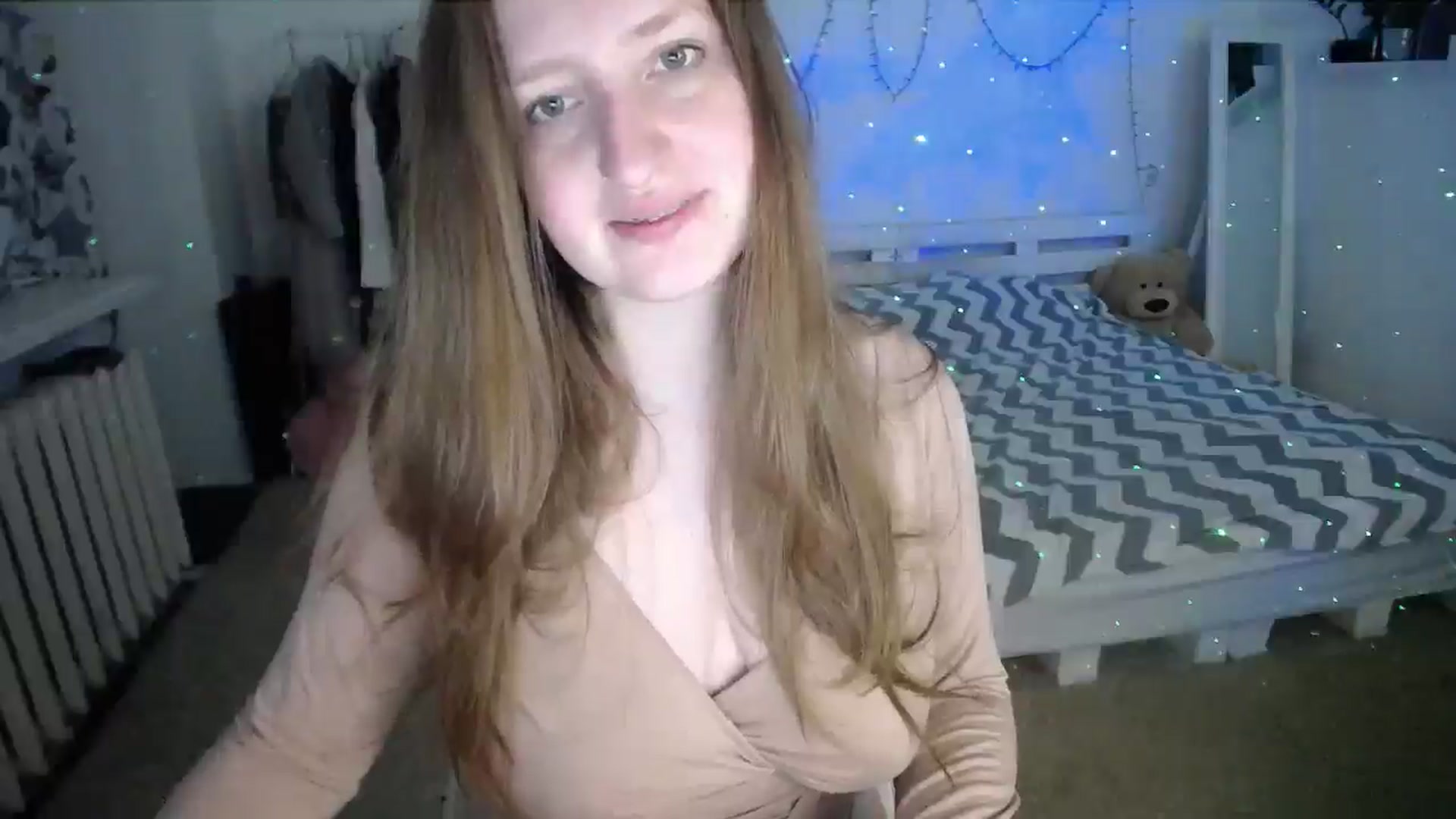 Gallery image thumbnail from BubbleQueeen's myfreecams stream on, 06/30/2025, 24:41 image 3 of 20