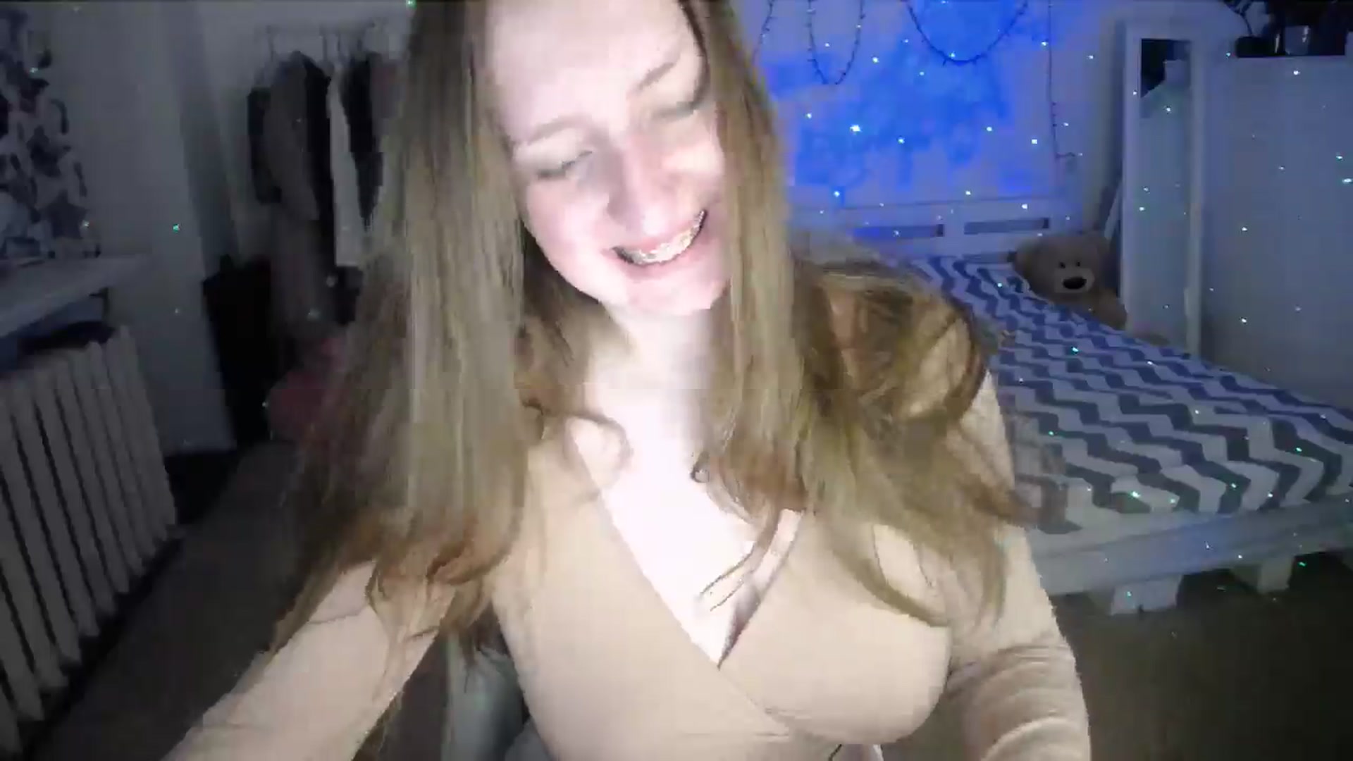 Gallery image thumbnail from BubbleQueeen's myfreecams stream on, 06/30/2025, 24:41 image 20 of 20