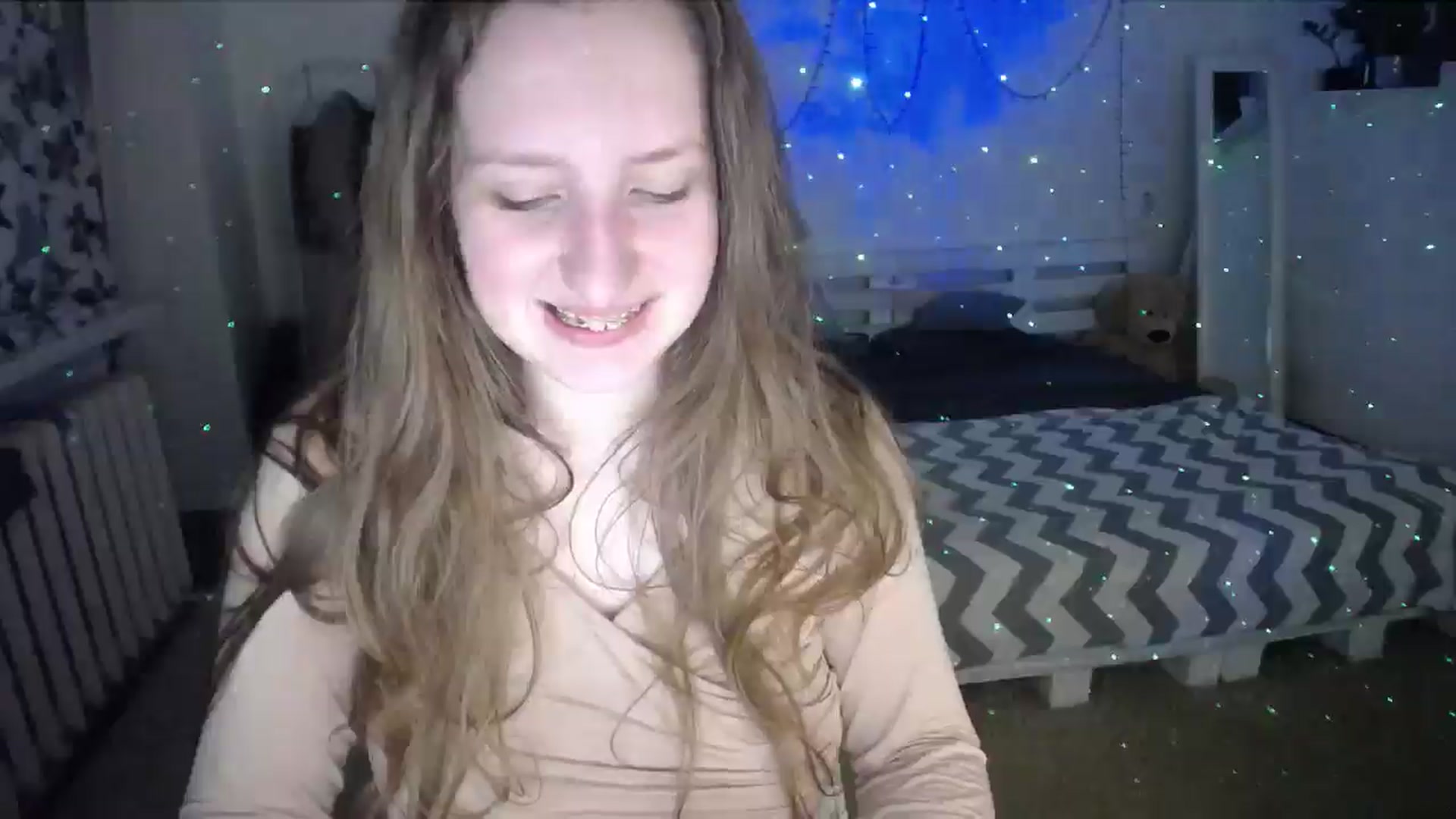 Gallery image thumbnail from BubbleQueeen's myfreecams stream on, 07/29/2025, 24:51 image 10 of 20