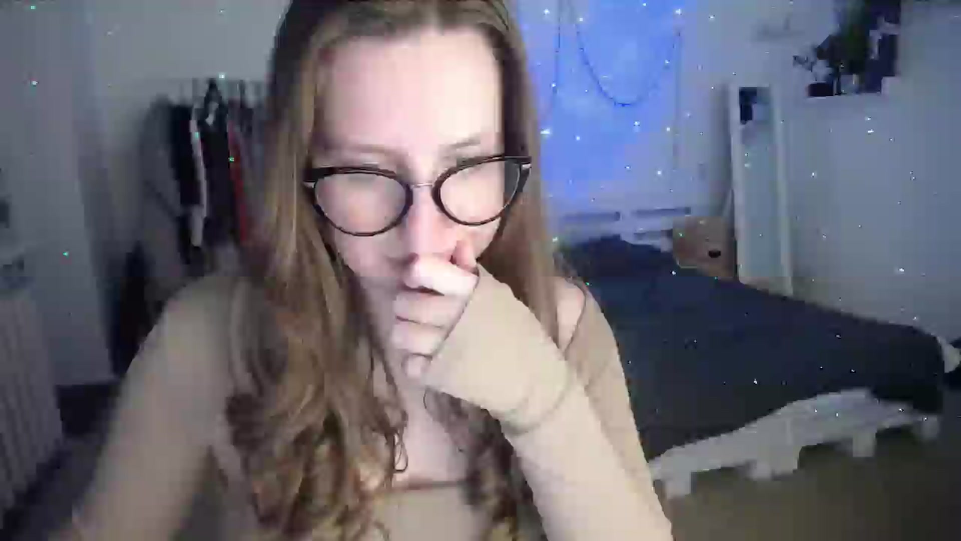 Gallery image thumbnail from BubbleQueeen's myfreecams stream on, 09/15/2025, 01:05 image 16 of 20