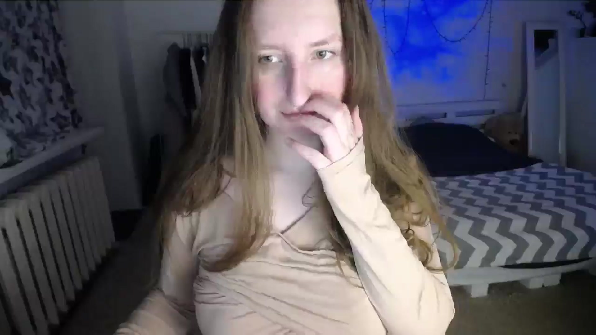 Gallery image thumbnail from BubbleQueeen's myfreecams stream on, 11/10/2025, 24:20 image 15 of 20