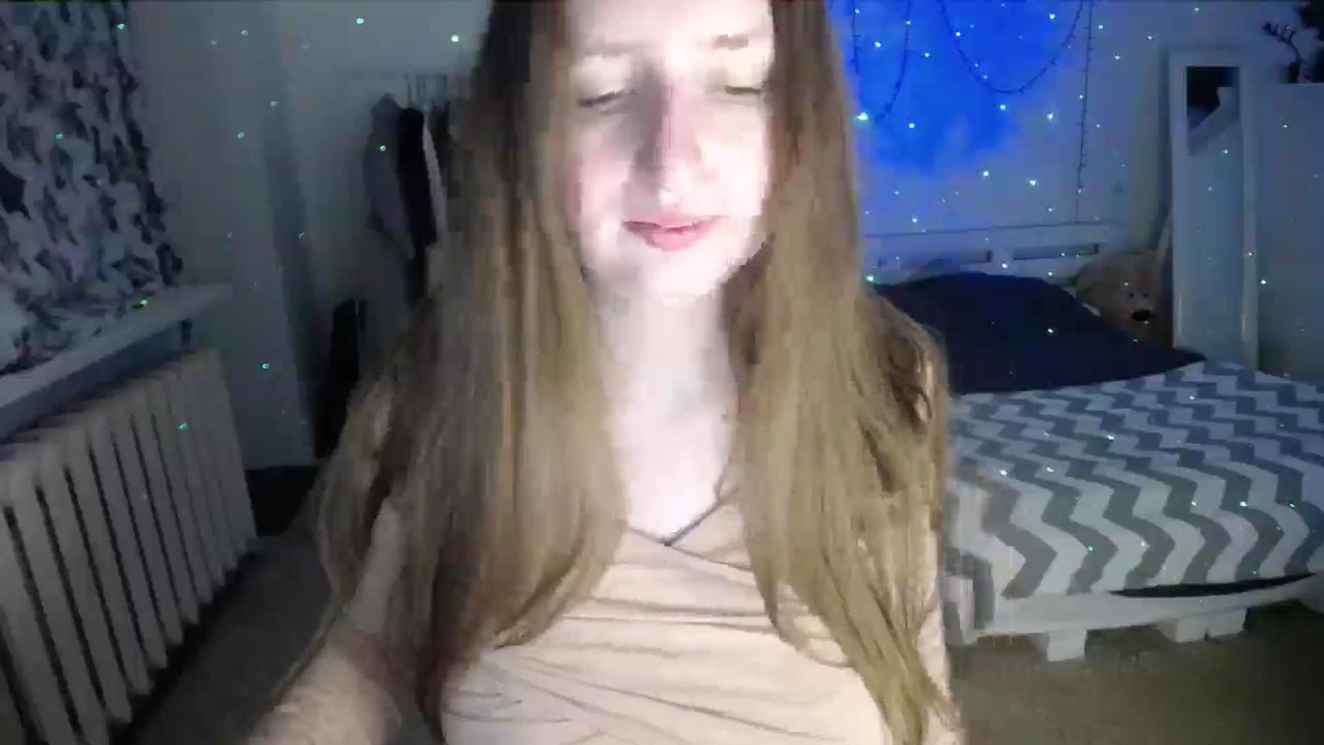 Gallery image thumbnail from BubbleQueeen's myfreecams stream on, 11/10/2025, 24:20 image 20 of 20