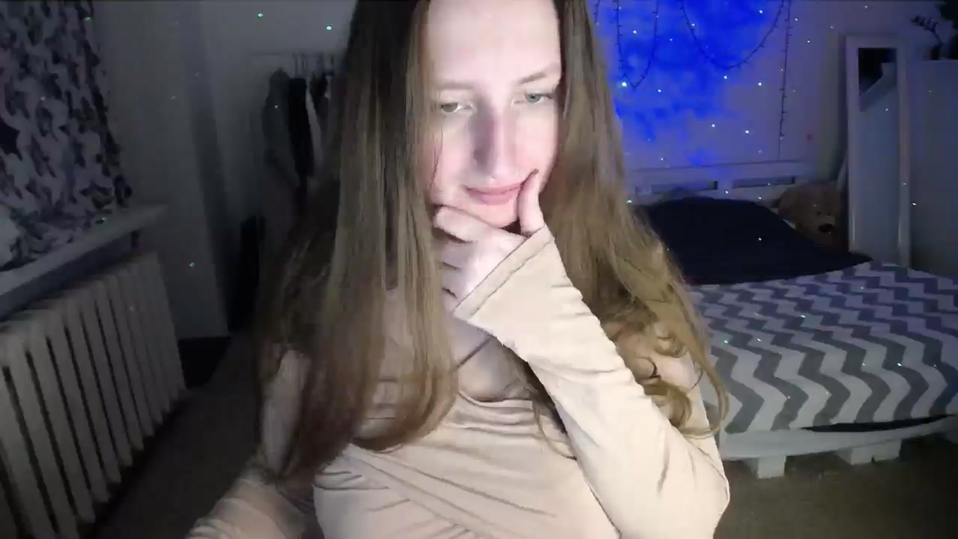 Gallery image thumbnail from BubbleQueeen's myfreecams stream on, 11/10/2025, 24:20 image 16 of 20