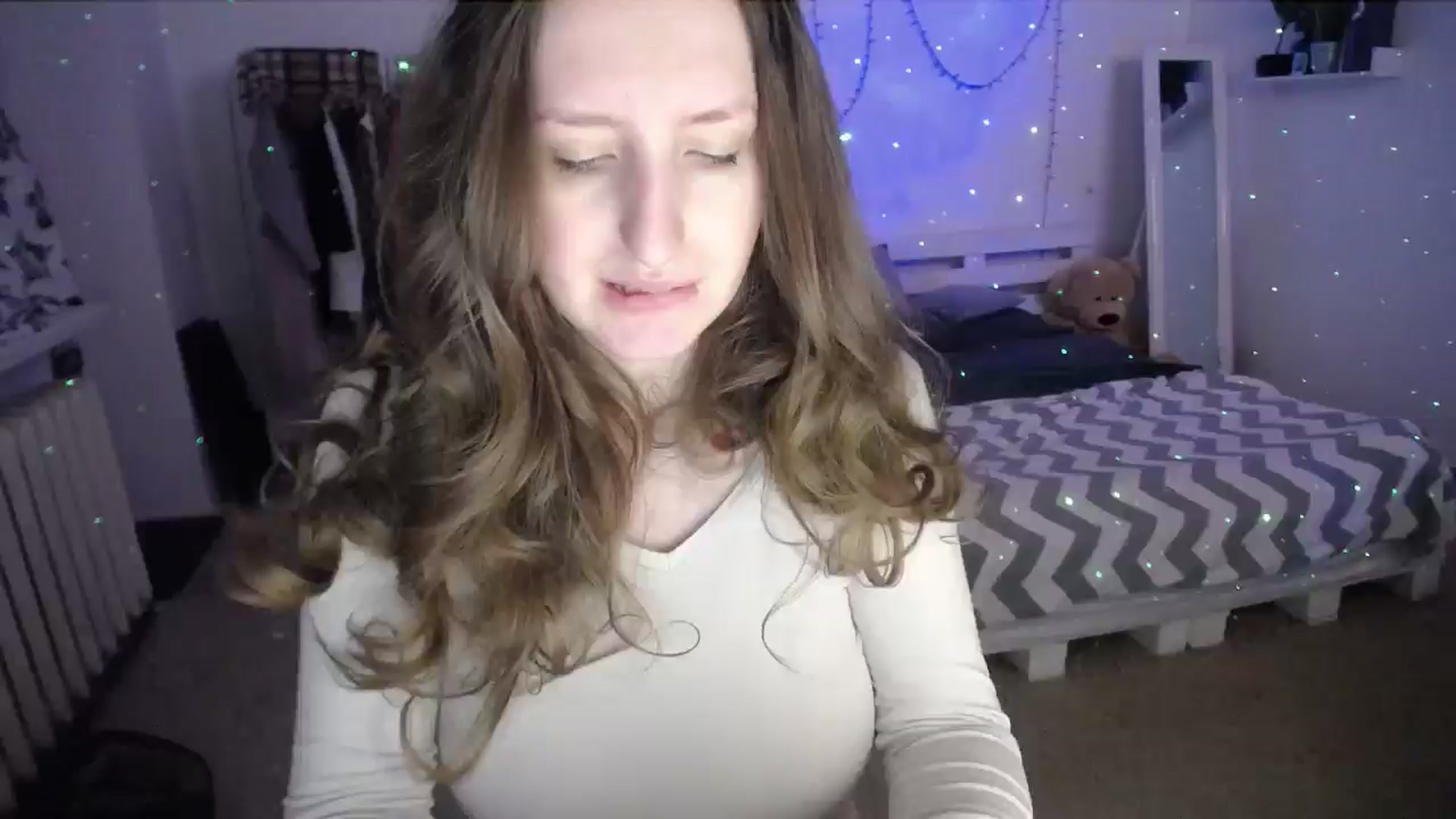Gallery image thumbnail from BubbleQueeen's myfreecams stream on, 03/11/2026, 24:38 image 9 of 20