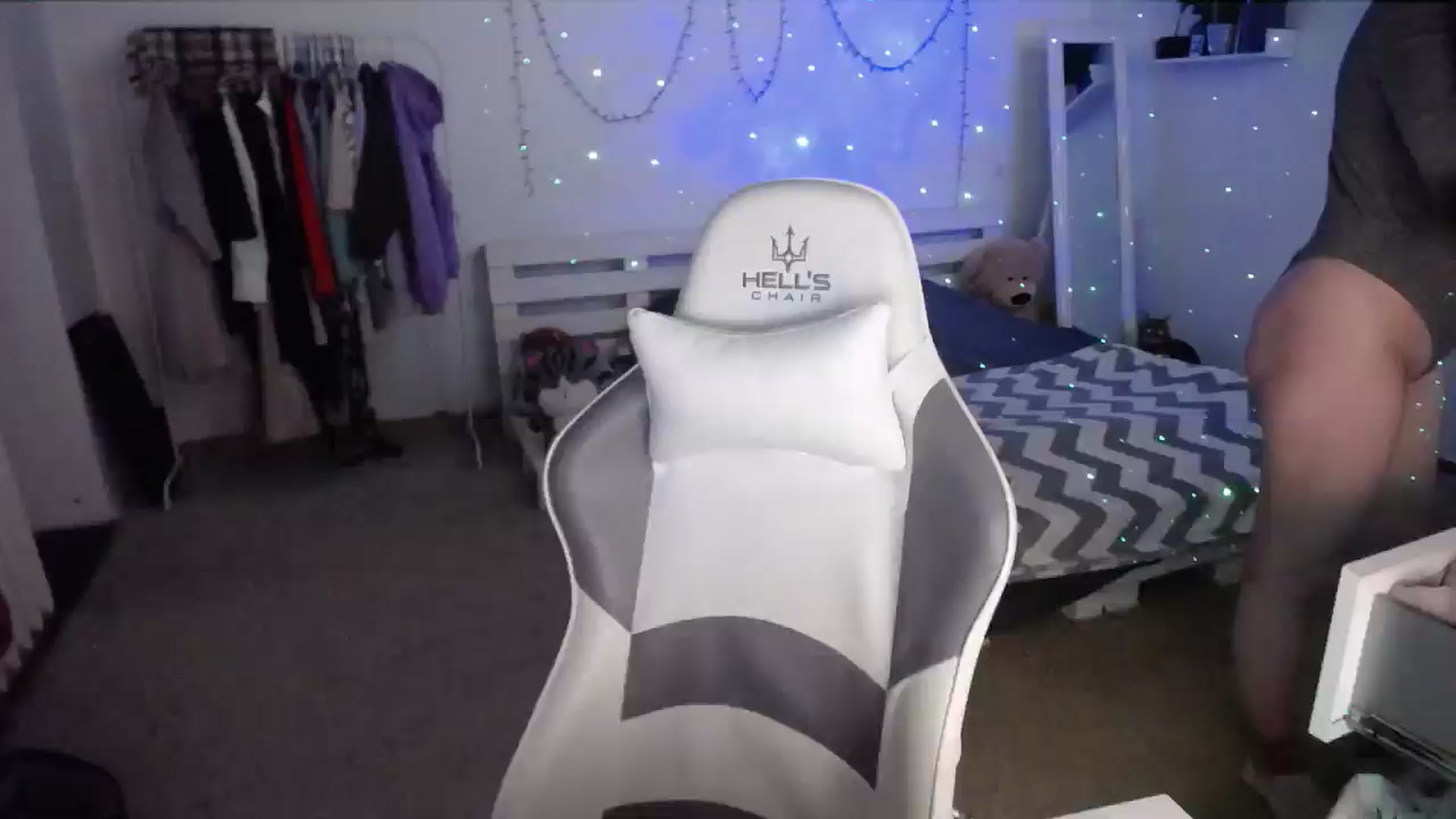Gallery image thumbnail from BubbleQueeen's myfreecams stream on, 03/15/2026, 23:17 image 6 of 20