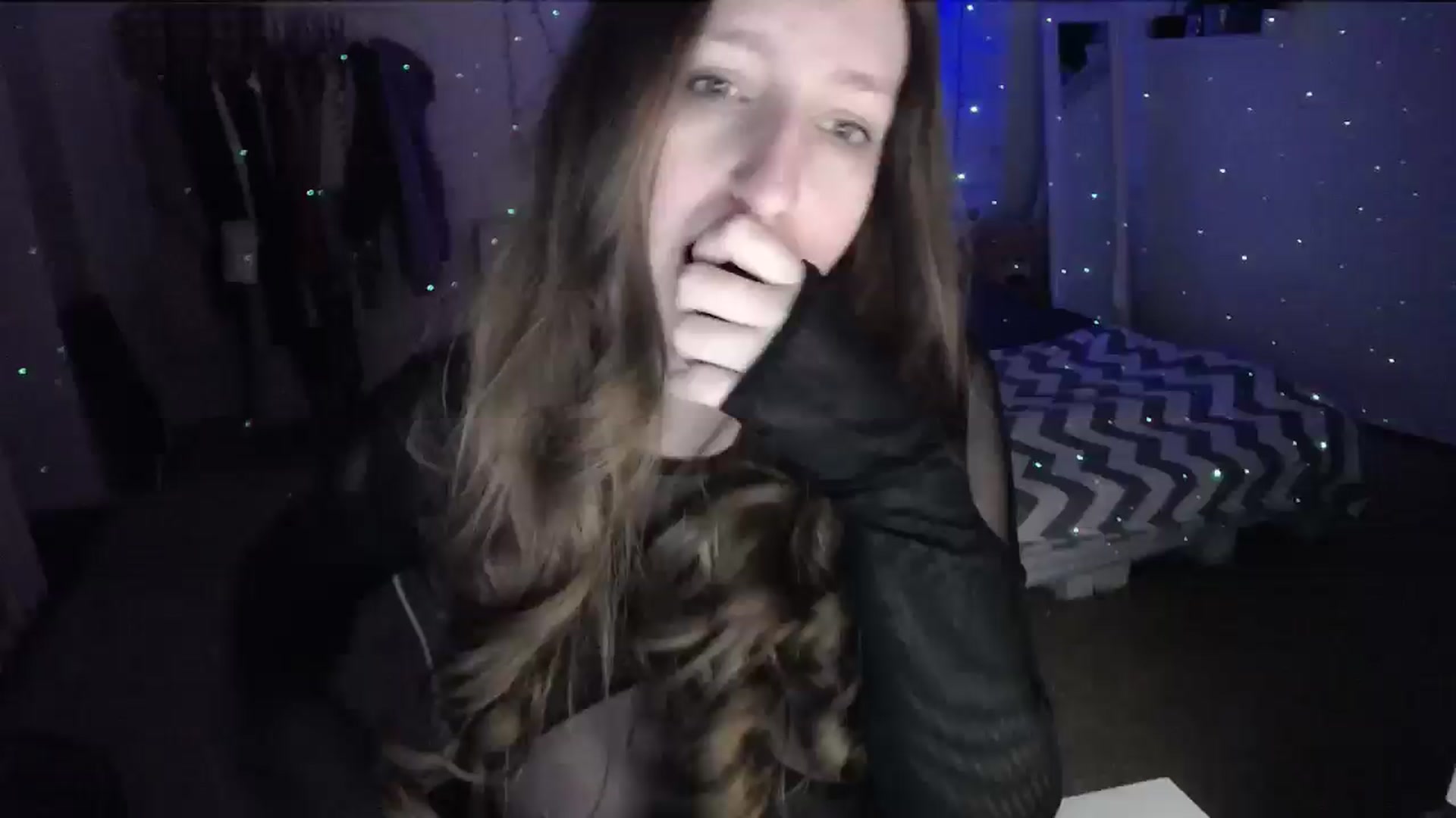 Gallery image thumbnail from BubbleQueeen's myfreecams stream on, 03/16/2026, 02:37 image 18 of 20