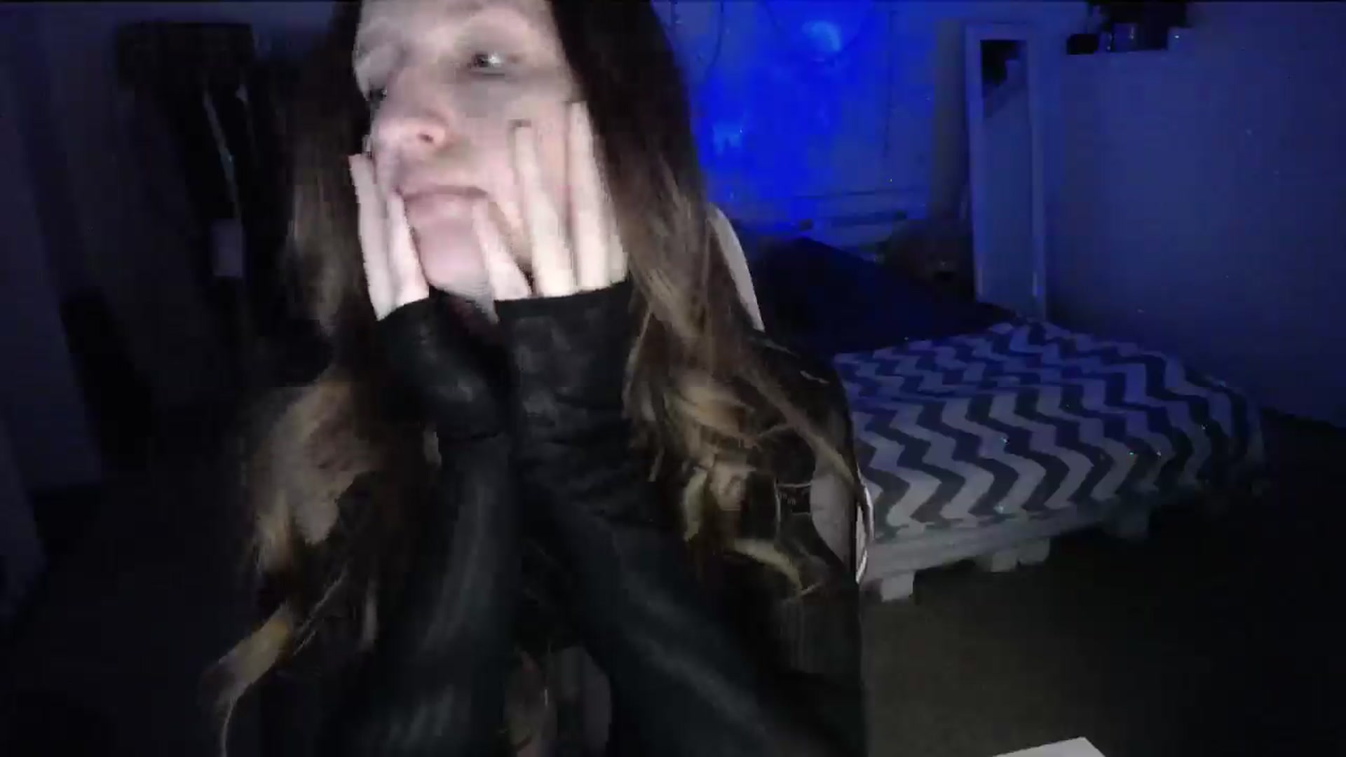 Gallery image thumbnail from BubbleQueeen's myfreecams stream on, 03/16/2026, 02:37 image 5 of 20