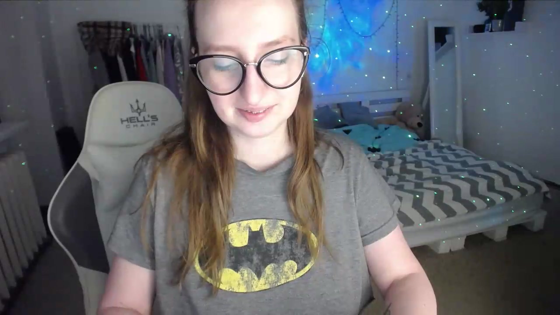 Gallery image thumbnail from BubbleQueeen's myfreecams stream on, 06/15/2026, 24:01 image 7 of 20
