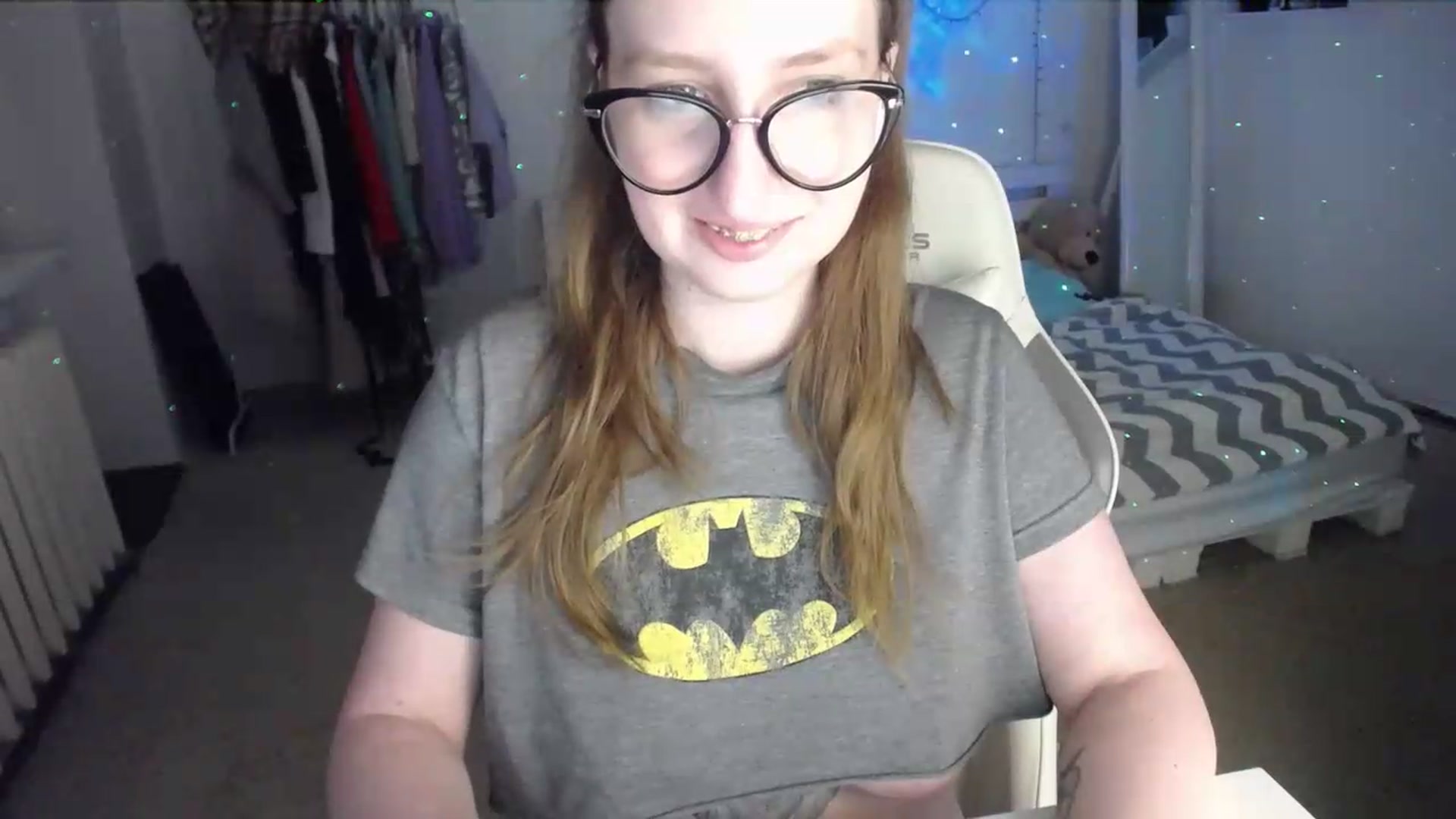 Gallery image thumbnail from BubbleQueeen's myfreecams stream on, 06/15/2026, 24:01 image 13 of 20