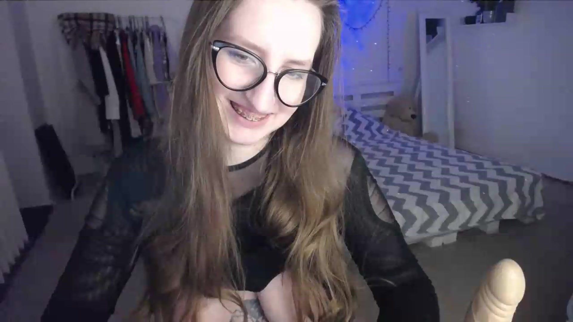 Gallery image thumbnail from BubbleQueeen's myfreecams stream on, 06/28/2026, 23:44 image 15 of 20