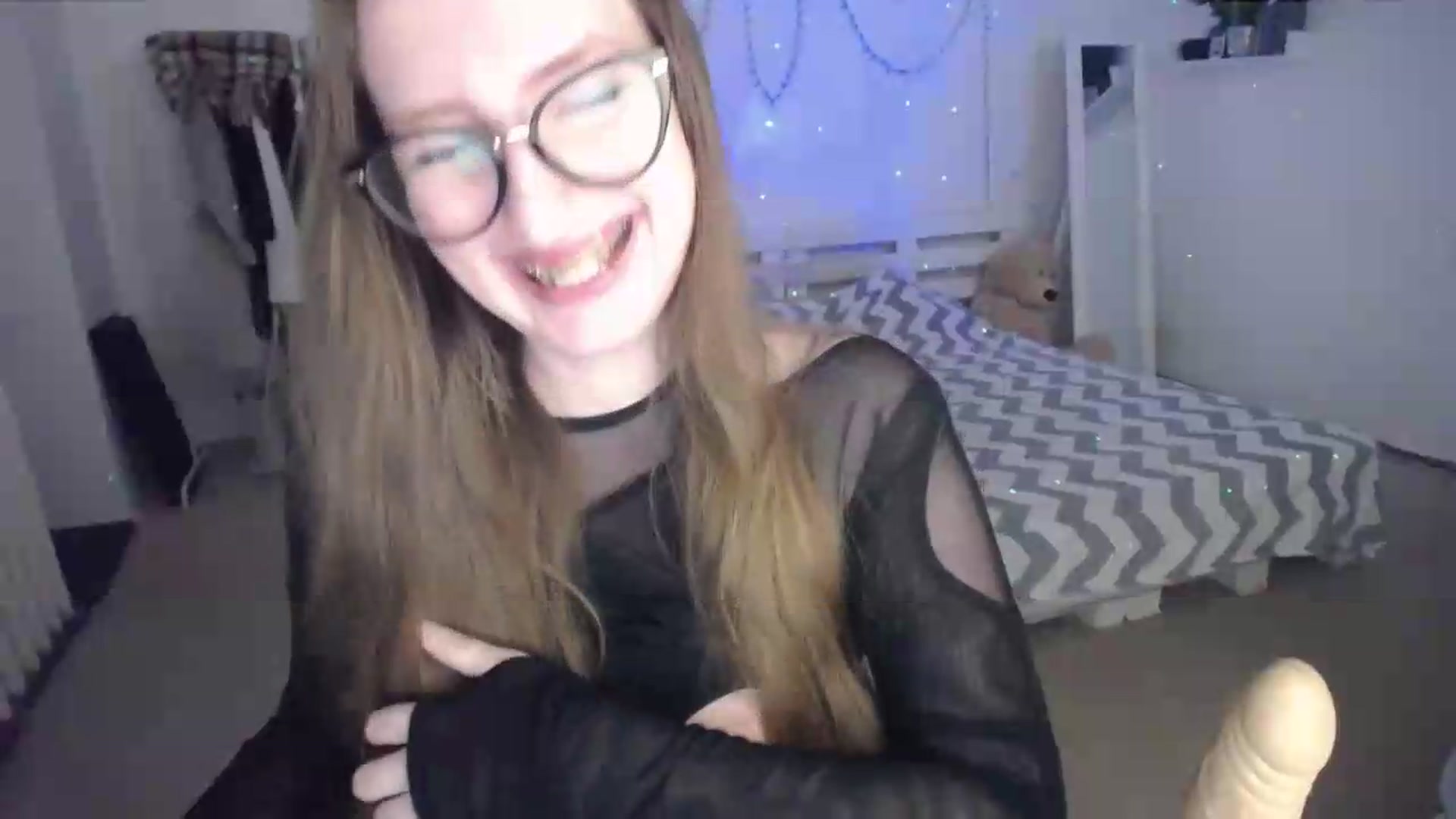 Gallery image thumbnail from BubbleQueeen's myfreecams stream on, 06/28/2026, 23:44 image 17 of 20