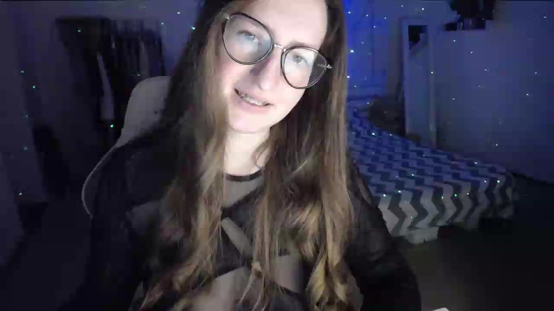 Gallery image thumbnail from BubbleQueeen's myfreecams stream on, 06/30/2026, 01:01 image 9 of 20