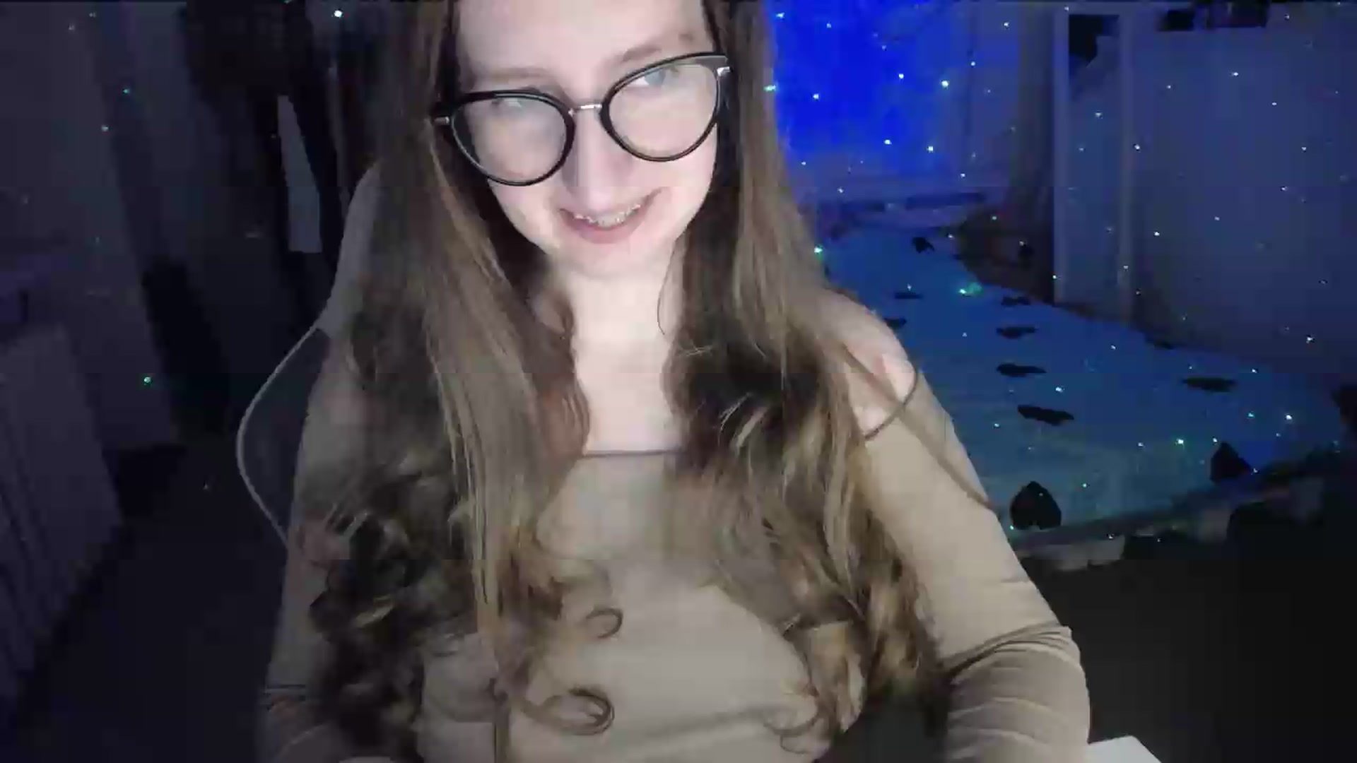 Gallery image thumbnail from BubbleQueeen's myfreecams stream on, 08/14/2026, 24:00 image 5 of 20