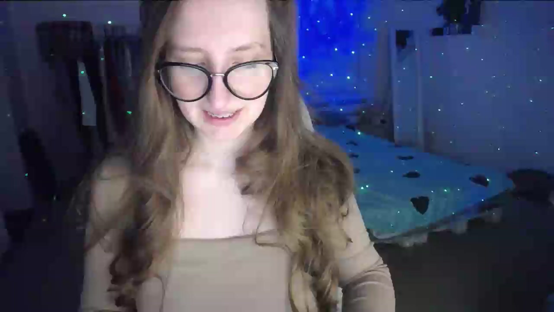 Gallery image thumbnail from BubbleQueeen's myfreecams stream on, 08/15/2026, 23:00 image 1 of 20