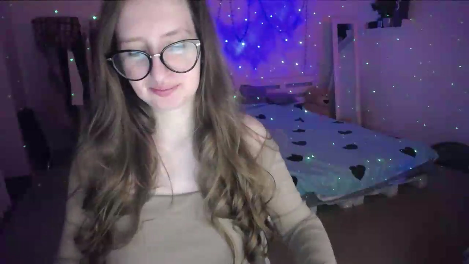 Gallery image thumbnail from BubbleQueeen's myfreecams stream on, 08/15/2026, 23:00 image 19 of 20