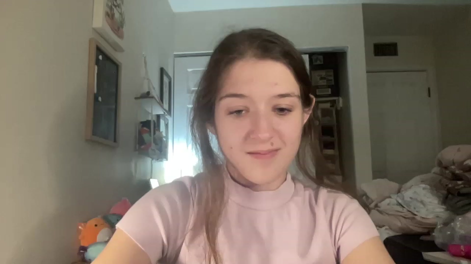 Gallery image thumbnail from Bubbleyum1's myfreecams stream on, 12/15/2022, 24:06 image 20 of 20