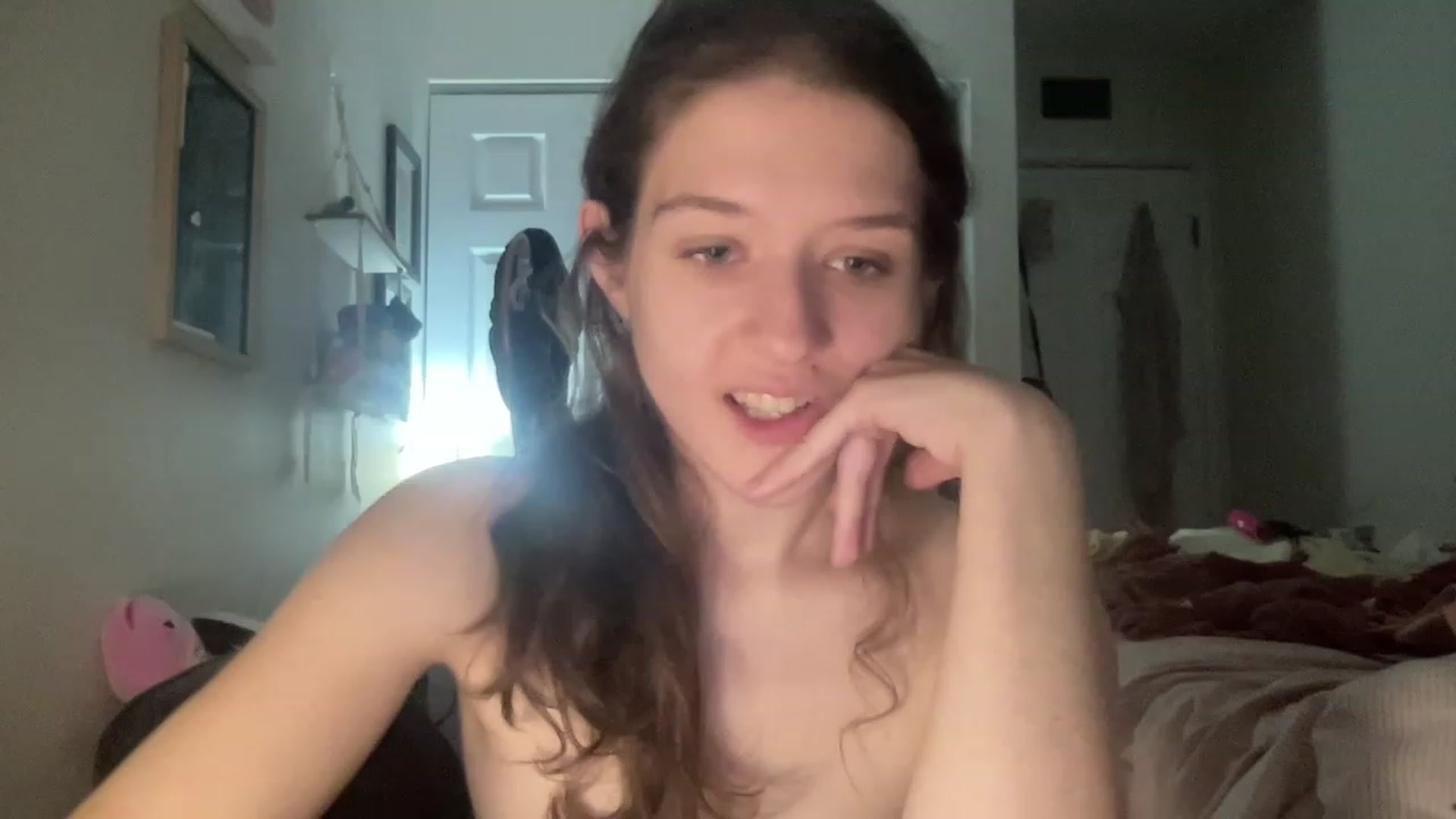 Gallery image thumbnail from Bubbleyum1's myfreecams stream on, 01/20/2023, 01:45 image 1 of 20