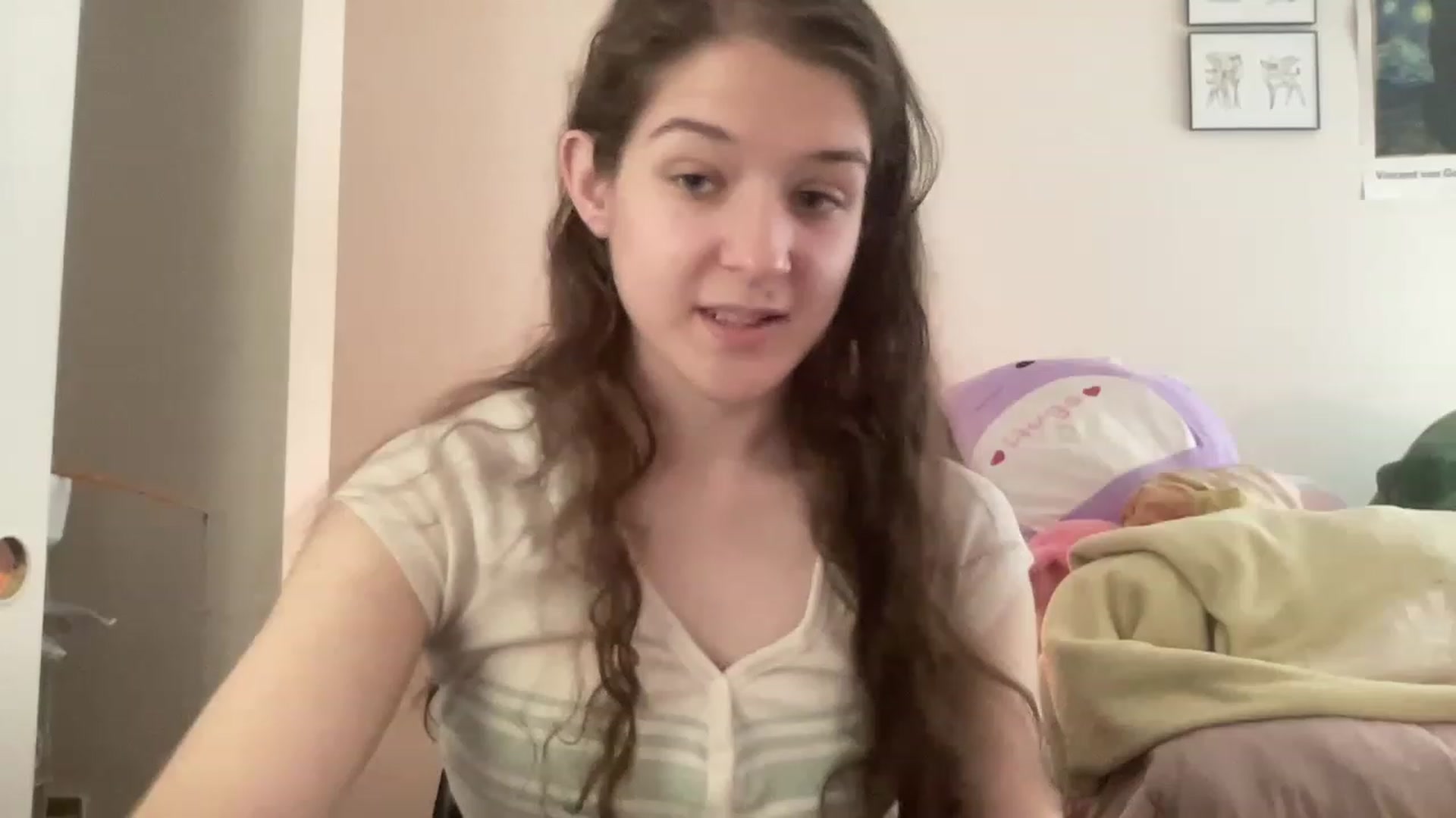 Gallery image thumbnail from Bubbleyum1's myfreecams stream on, 05/20/2023, 18:08 image 7 of 20