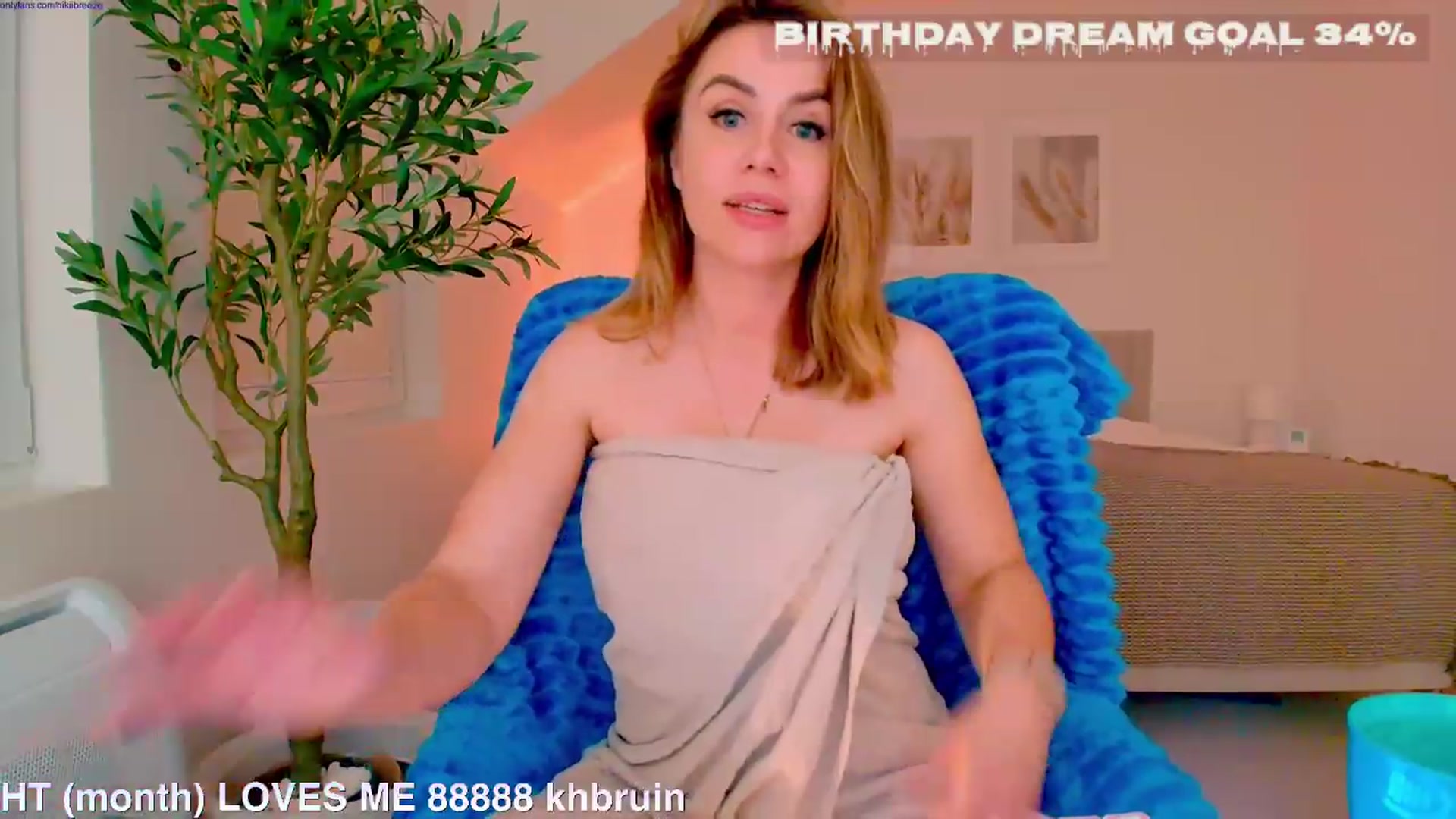 Gallery image thumbnail from BubblyBirthday's myfreecams stream on, 10/08/2026, 03:49 image 7 of 20