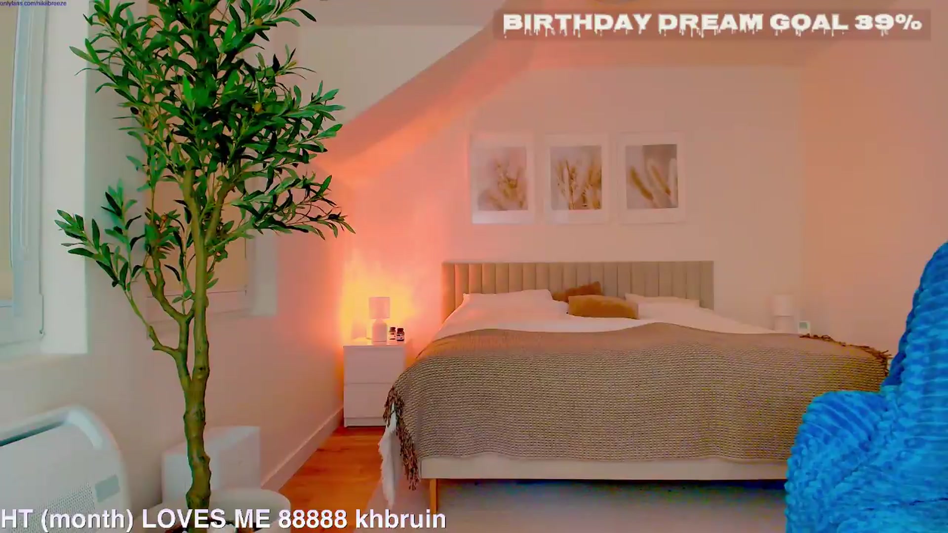 Gallery image thumbnail from BubblyBirthday's myfreecams stream on, 10/10/2026, 05:41 image 12 of 20