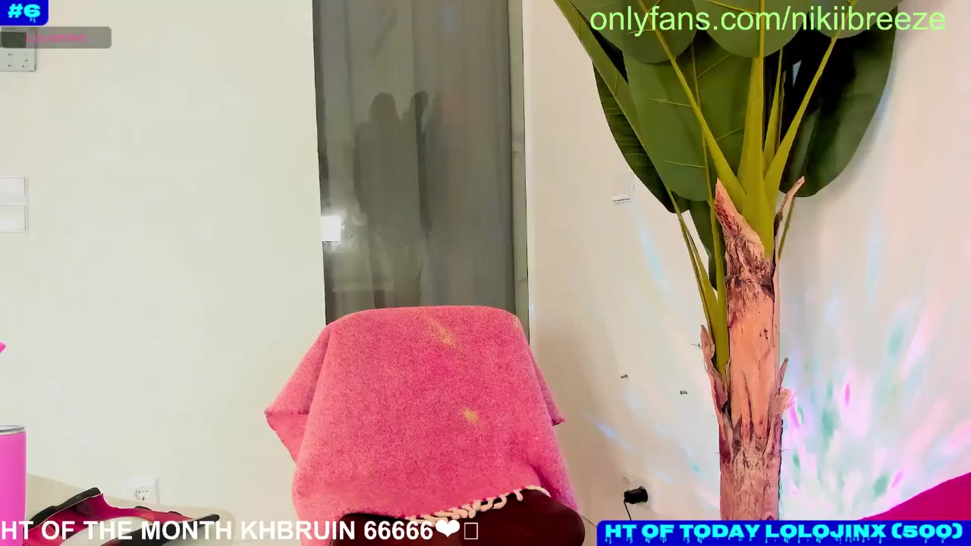 Gallery image thumbnail from BubblyTrouble's myfreecams stream on, 10/29/2024, 24:01 image 3 of 20
