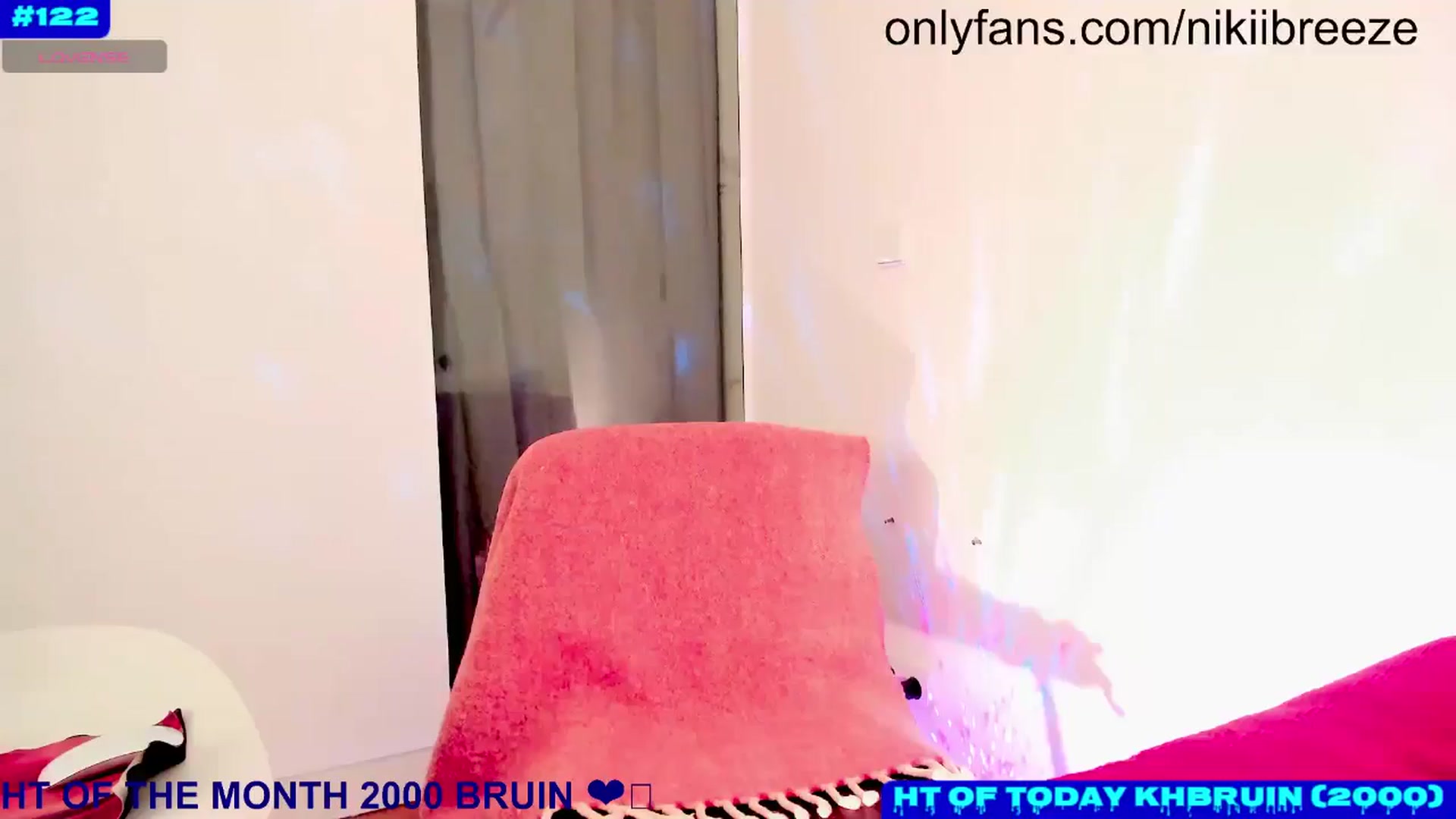 Gallery image thumbnail from BubblyTrouble's myfreecams stream on, 11/03/2024, 04:49 image 2 of 20