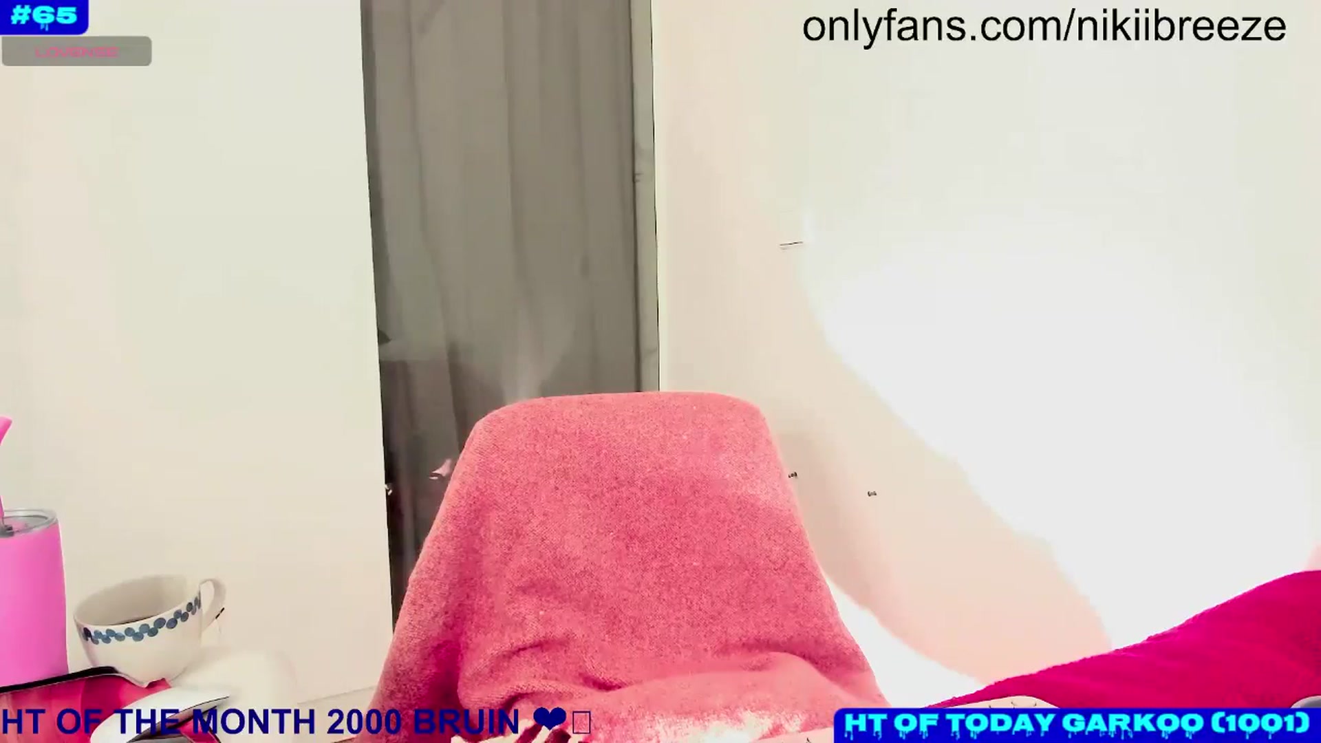 Gallery image thumbnail from BubblyTrouble's myfreecams stream on, 11/03/2024, 22:16 image 16 of 20