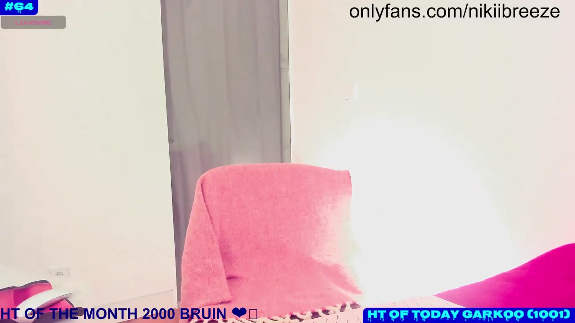Gallery image thumbnail from BubblyTrouble's myfreecams stream on, 11/04/2024, 02:48 image 4 of 20