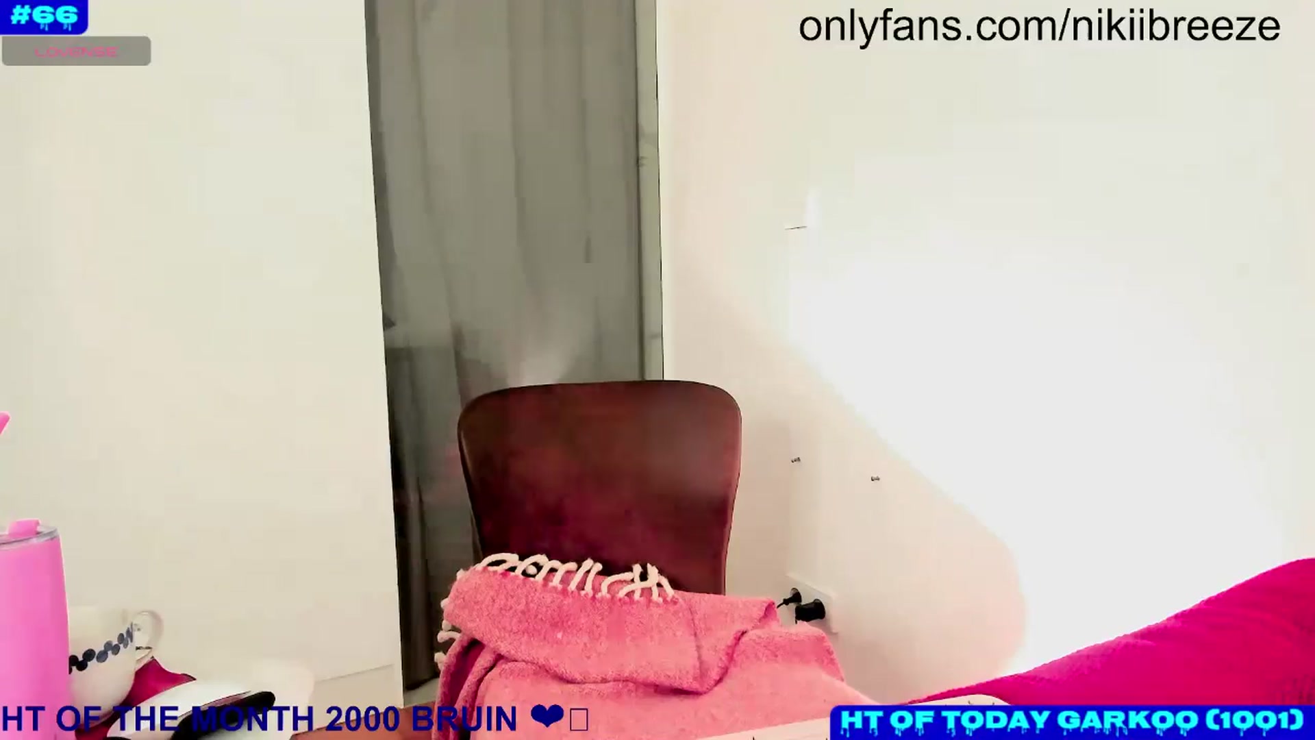 Gallery image thumbnail from BubblyTrouble's myfreecams stream on, 11/04/2024, 02:48 image 9 of 20