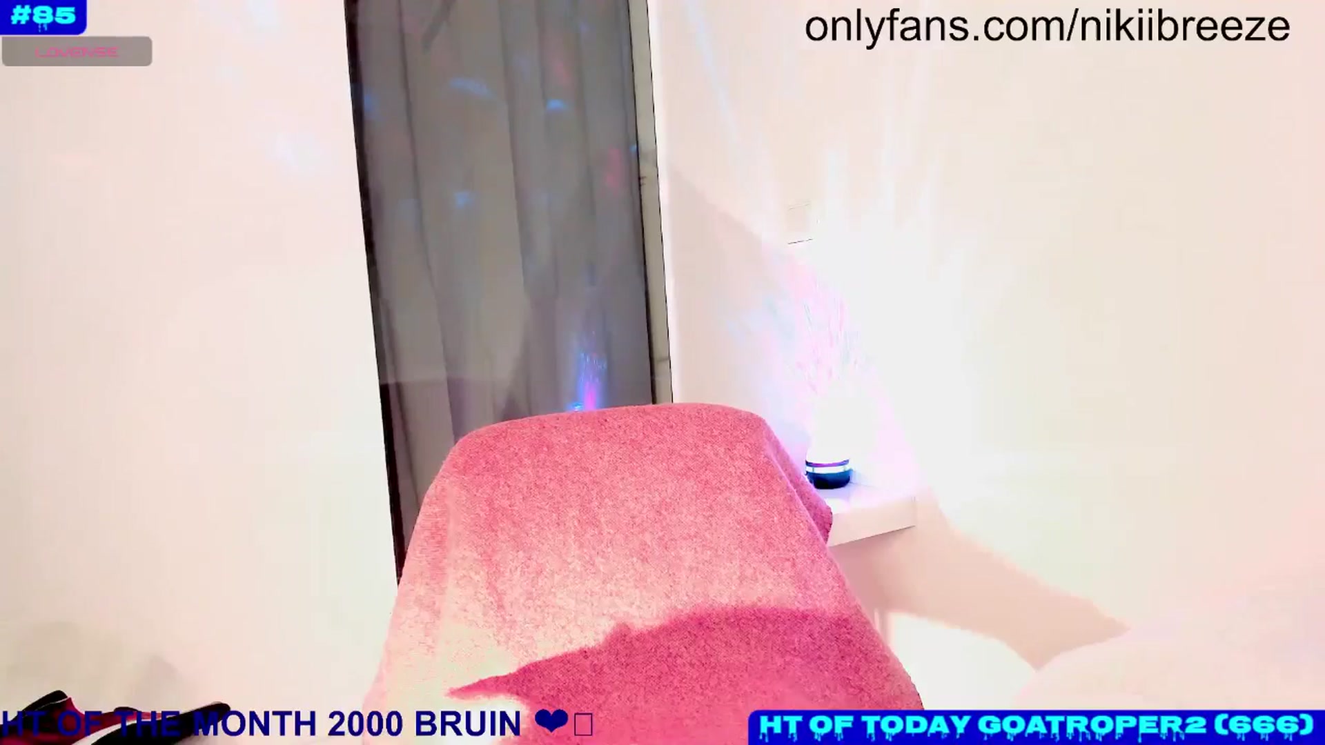 Gallery image thumbnail from BubblyTrouble's myfreecams stream on, 11/06/2024, 21:18 image 13 of 20