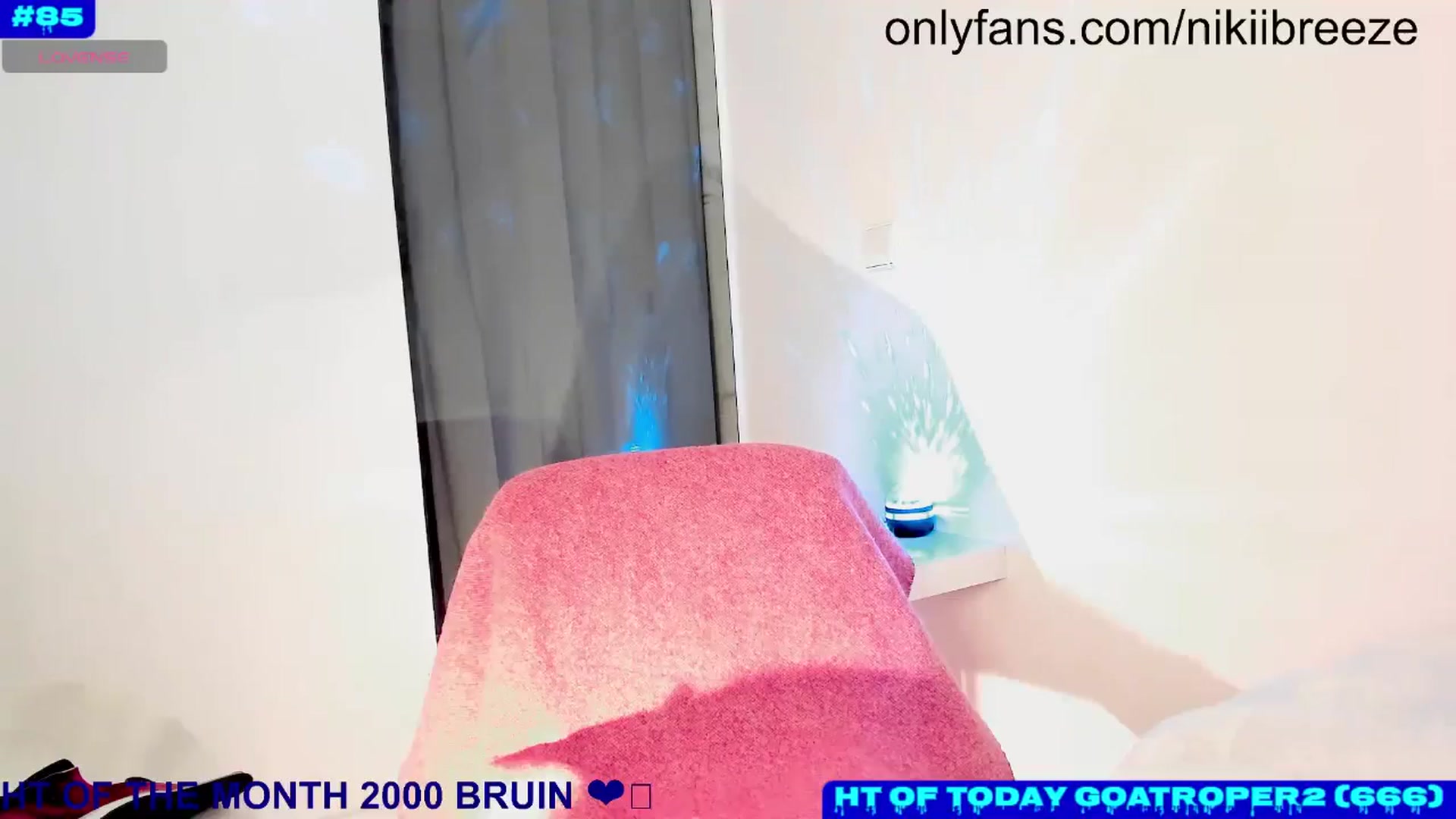 Gallery image thumbnail from BubblyTrouble's myfreecams stream on, 11/06/2024, 21:18 image 14 of 20