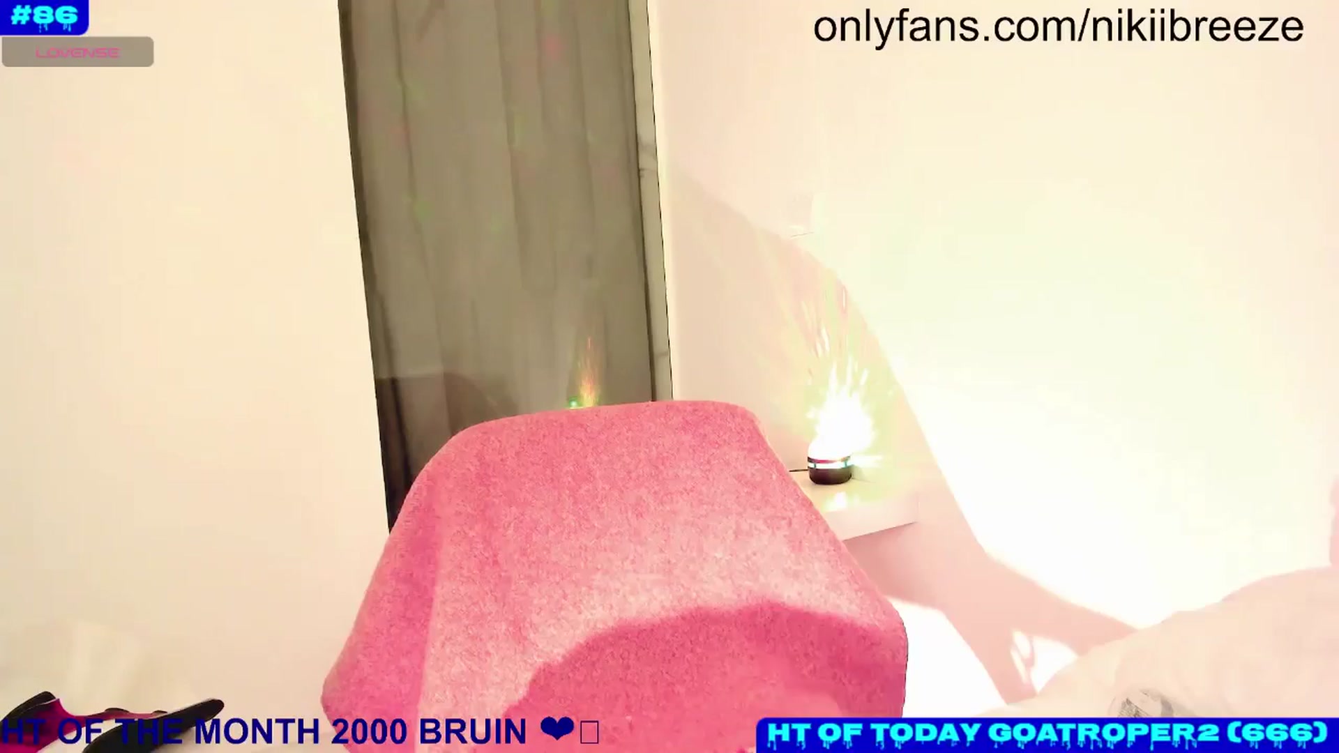 Gallery image thumbnail from BubblyTrouble's myfreecams stream on, 11/06/2024, 21:18 image 2 of 20