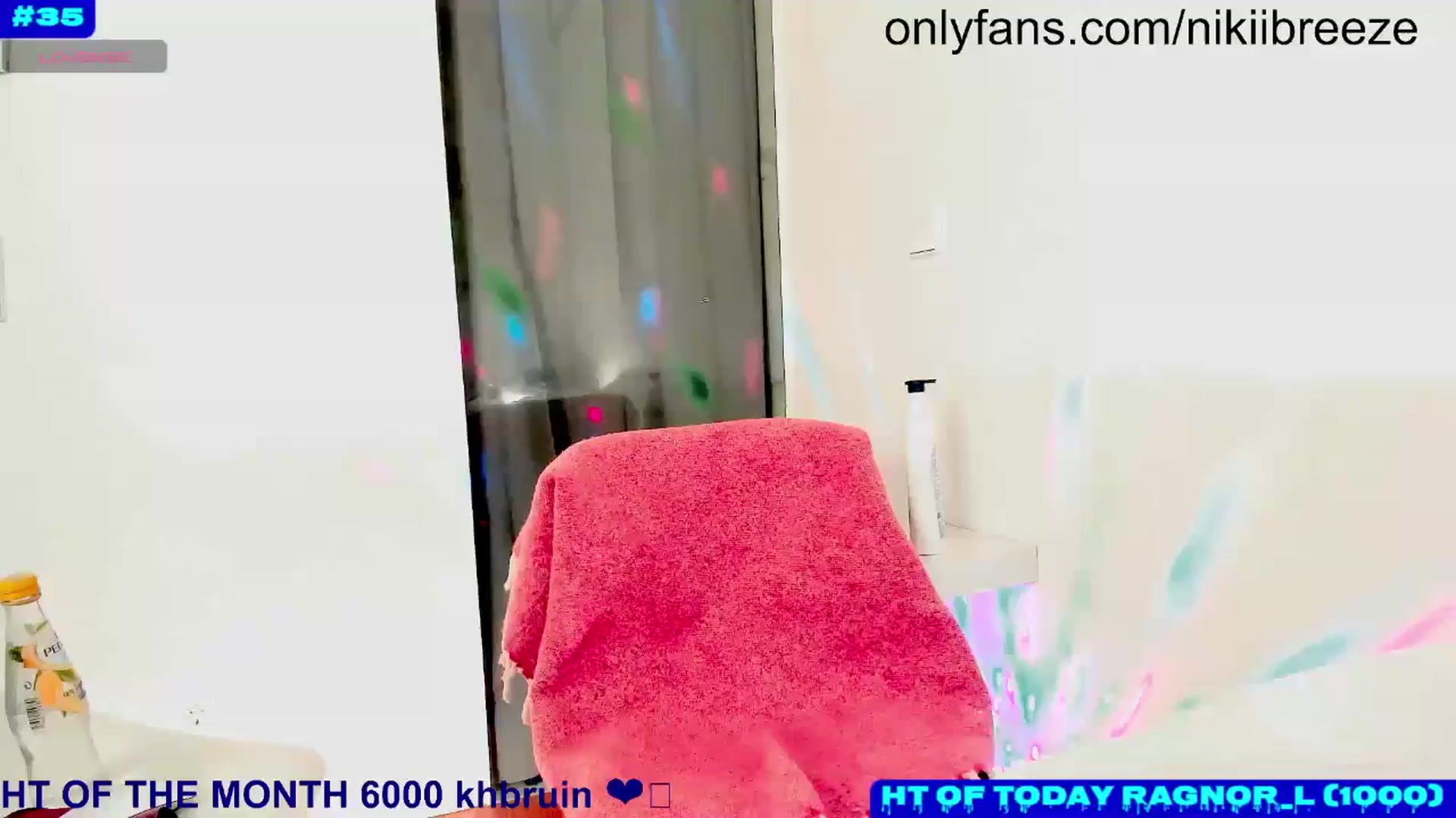 Gallery image thumbnail from BubblyTrouble's myfreecams stream on, 11/18/2024, 02:34 image 7 of 20