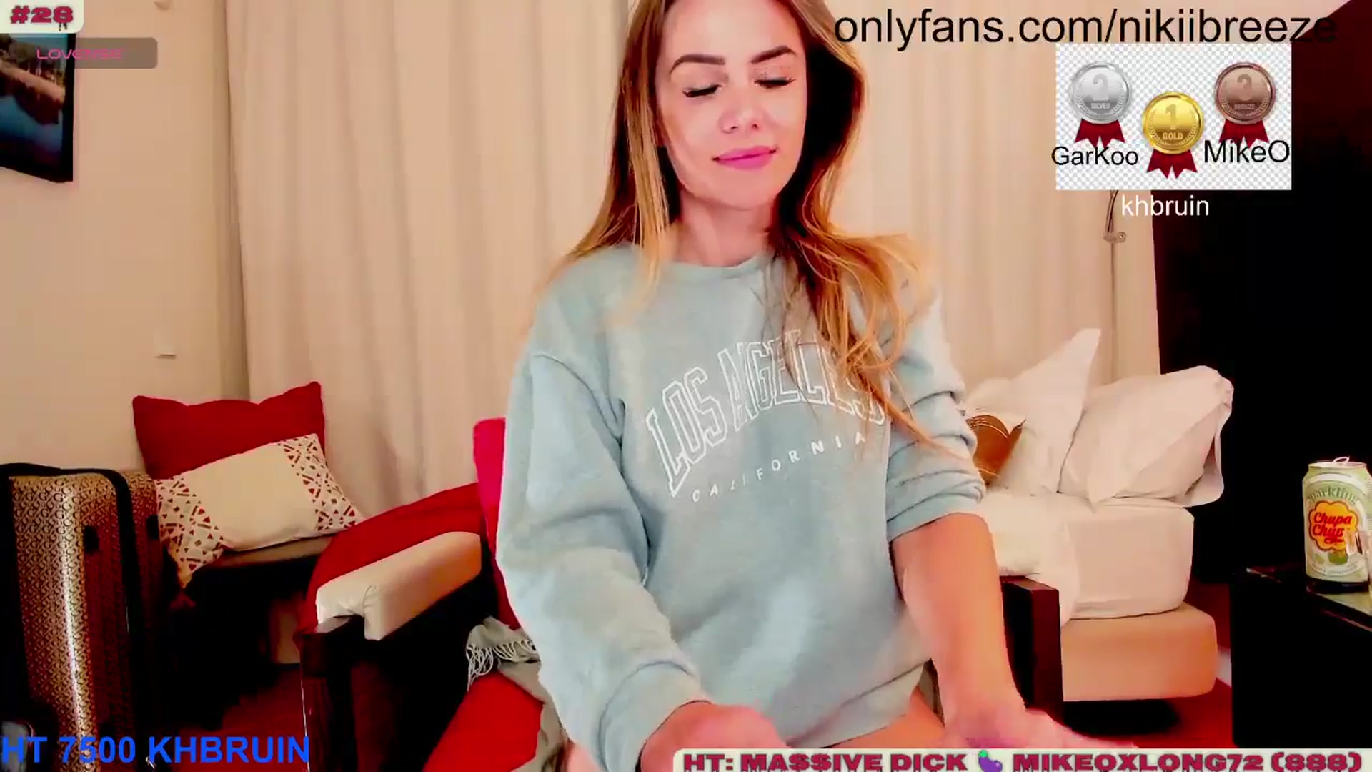 Gallery image thumbnail from BubblyTrouble's myfreecams stream on, 01/07/2025, 01:28 image 13 of 20