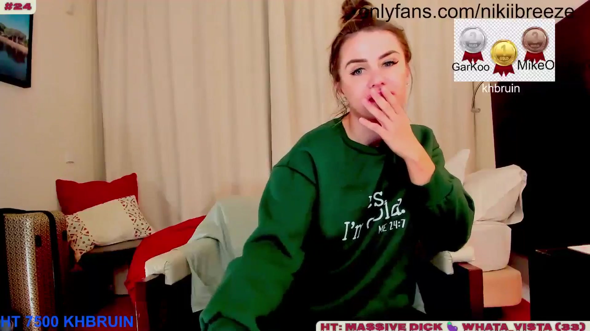 Gallery image thumbnail from BubblyTrouble's myfreecams stream on, 01/08/2025, 02:07 image 2 of 20